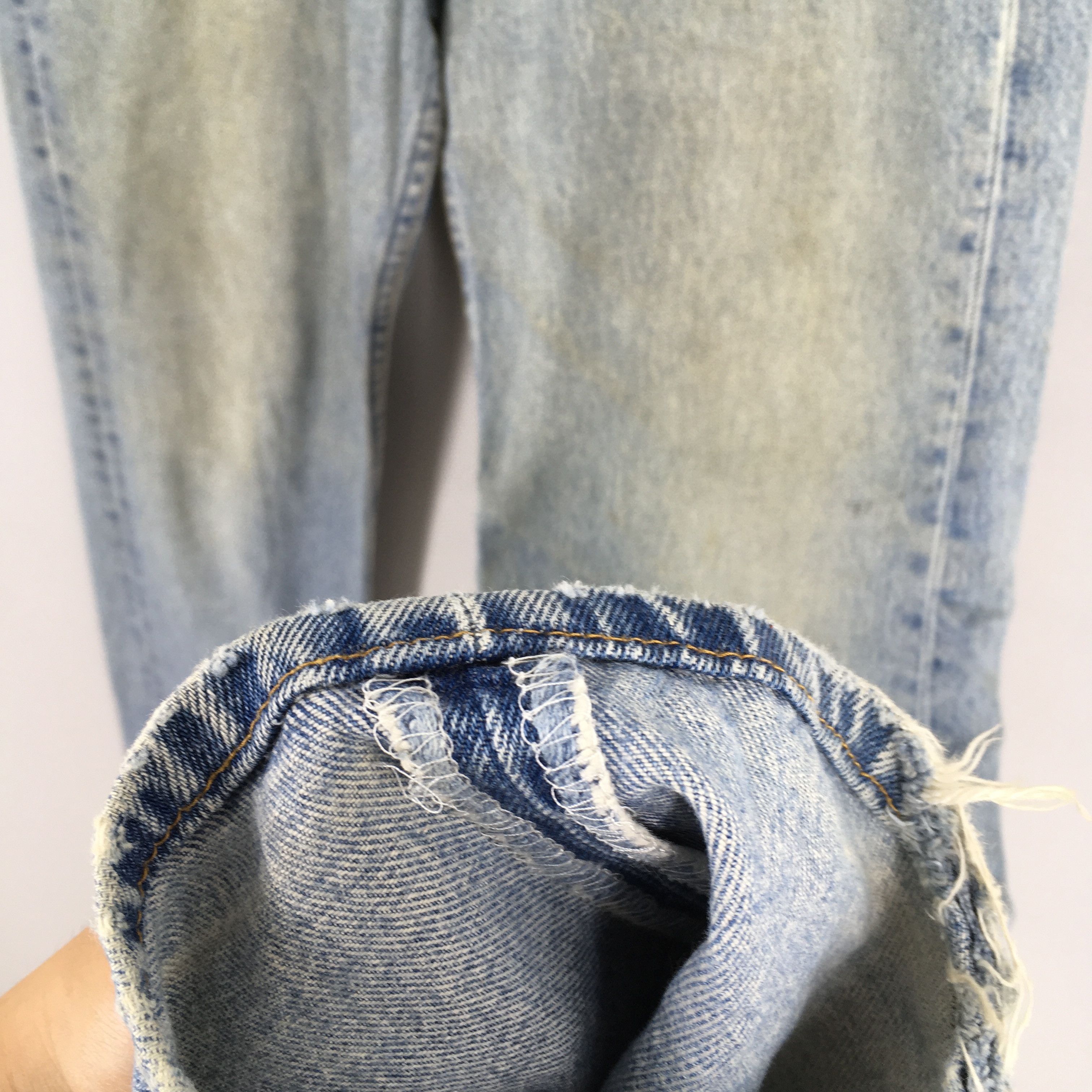 Levi's Size 31x33 Vintage 90s Levi's 501 Faded Blue Jeans S1489 Size US 31 - 5 Thumbnail