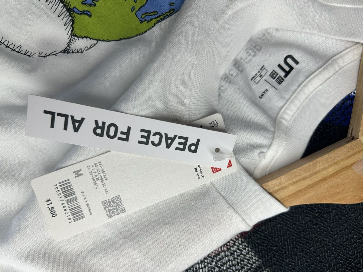 Kaws Kaws T-shirt Size US M / EU 48-50 / 2 - 6 Thumbnail