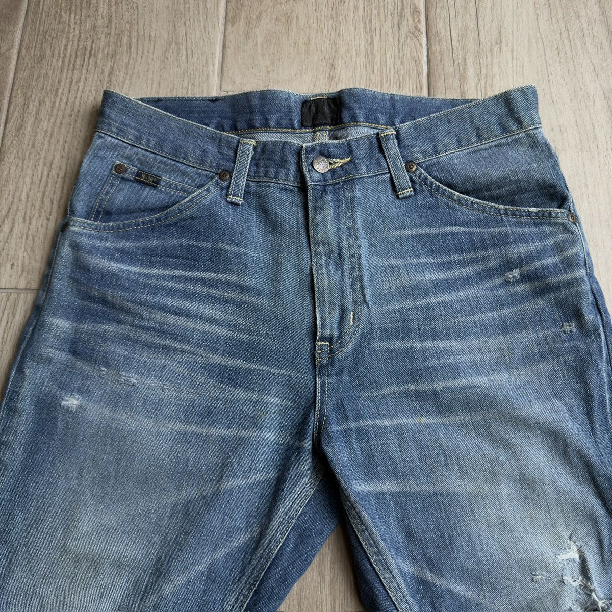 NANO universe x Lee Collaboration Light Blue Wash Distressed Denim Jeans Size US 31 - 3 Thumbnail