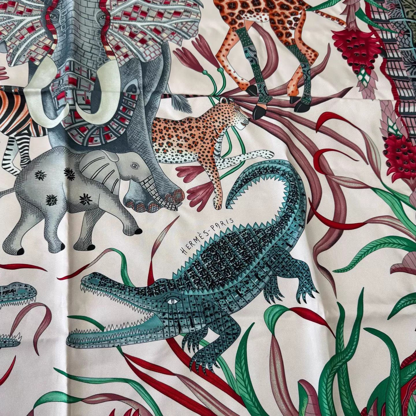 Hermes Hermes Zambezi Celeb Silk Scarf 99 New Animal Print Classic Size ONE SIZE - 2 Thumbnail