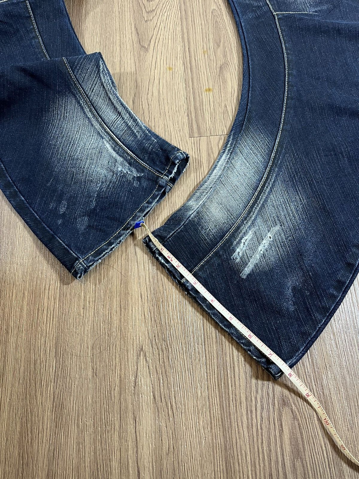 PPFM PPFM Curved Arch Distressed Denim Jeans Size US 33 - 23 Thumbnail