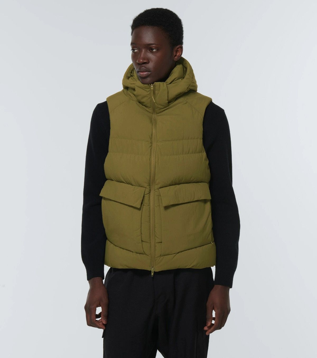 Y-3 o1y0525 Shell Hooded Vest in Military Green Size US M / EU 48-50 / 2 - 3 Thumbnail