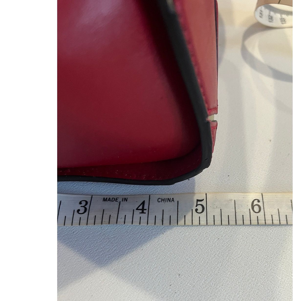 B34 MICHAEL KORS Diamond Selma Medium Leather Satchel Red