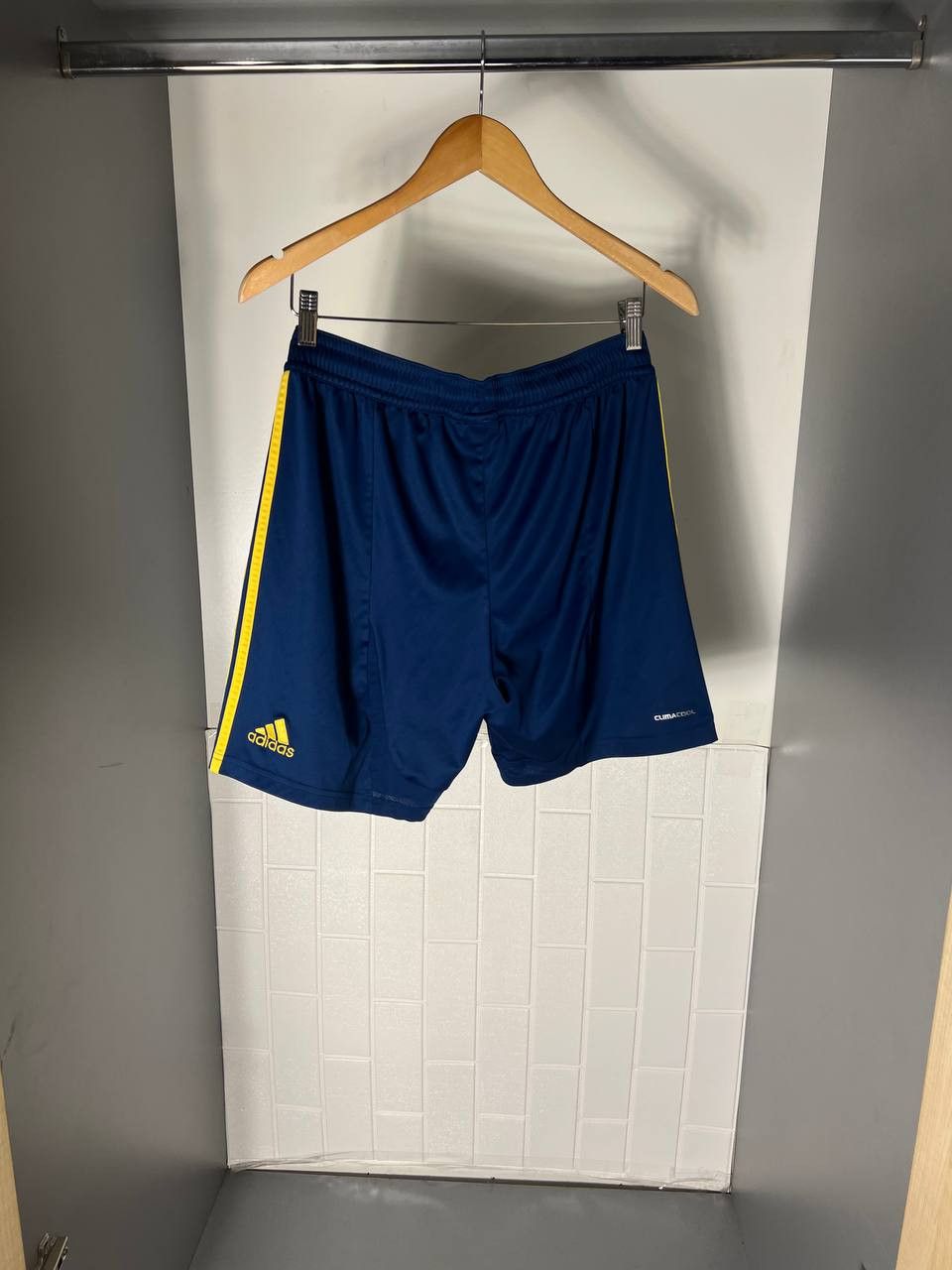 Adidas VINTAGE ADIDAS SPAIN SOCCER JERSEY SHORTS RETRO Y2K 90s Size US M / EU 48-50 / 2 - 8 Thumbnail