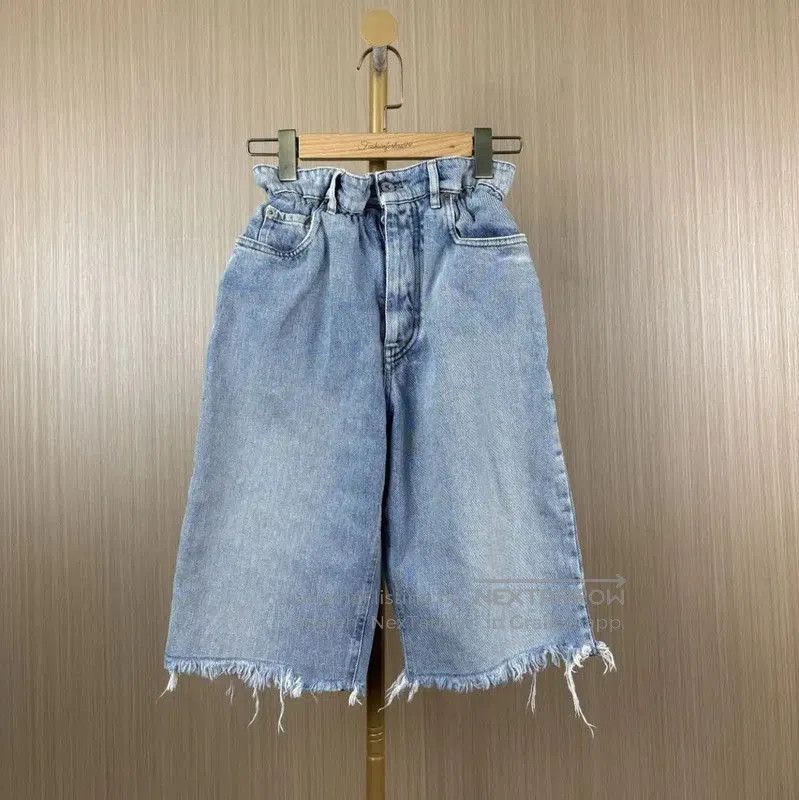 Miu Miu Miu Miu Blue Cotton Women's Shorts . Size 26" / US 2 / IT 38 - 1 Thumbnail