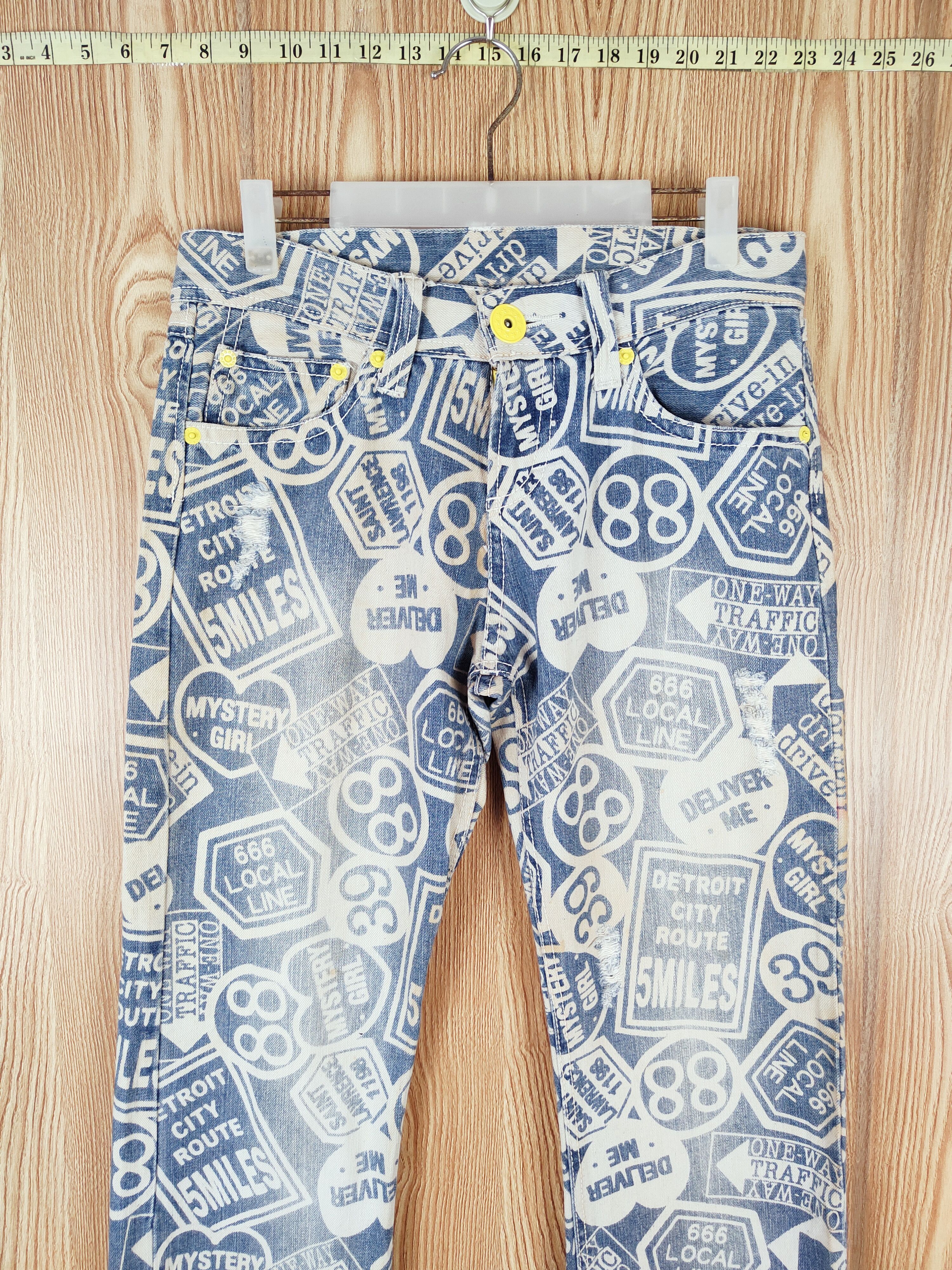 Japanese Brand × Vintage FULL PRINT 💥 Grazie Blue White Distressed Ripped Jeans Size 32" / US 10 / IT 46 - 2 Thumbnail