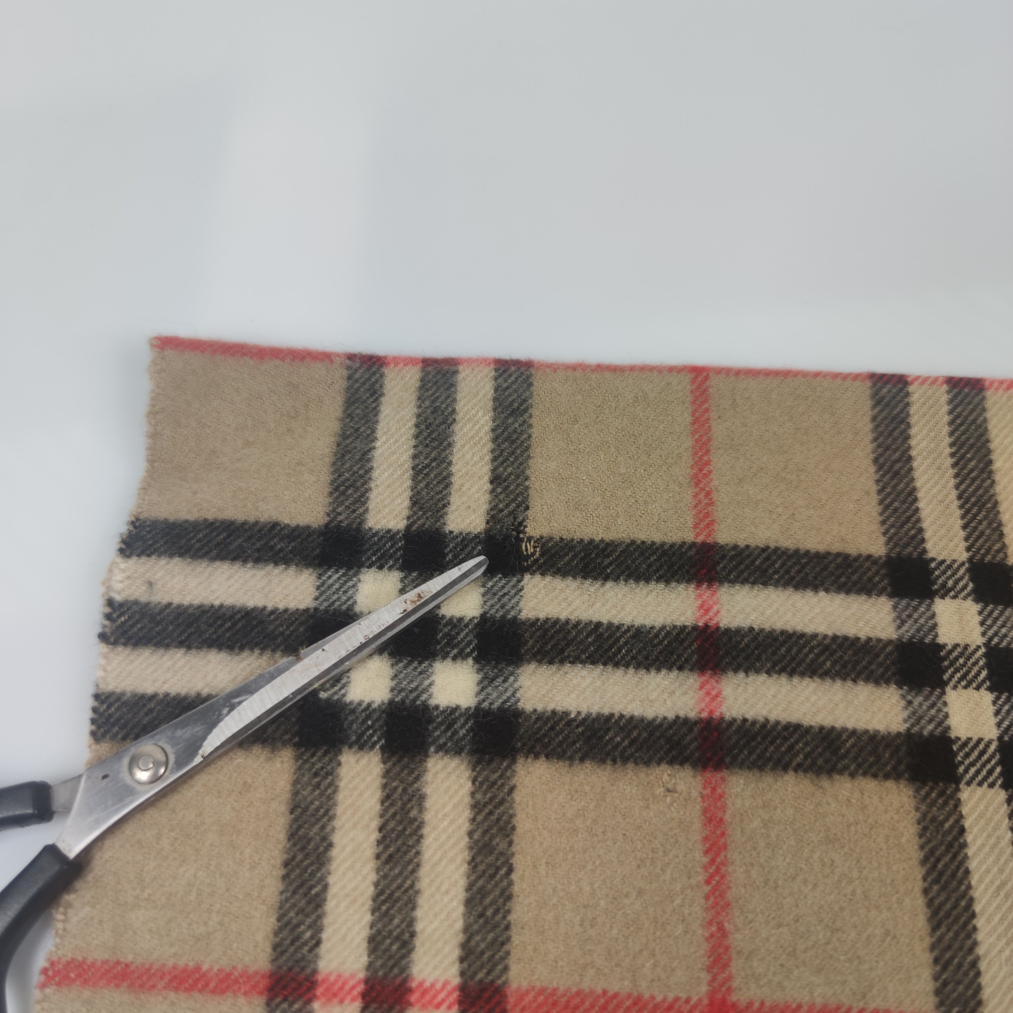Burberry Burberry Nova Check Scarf/Muffler/Cashmere S434 Size ONE SIZE - 6 Thumbnail