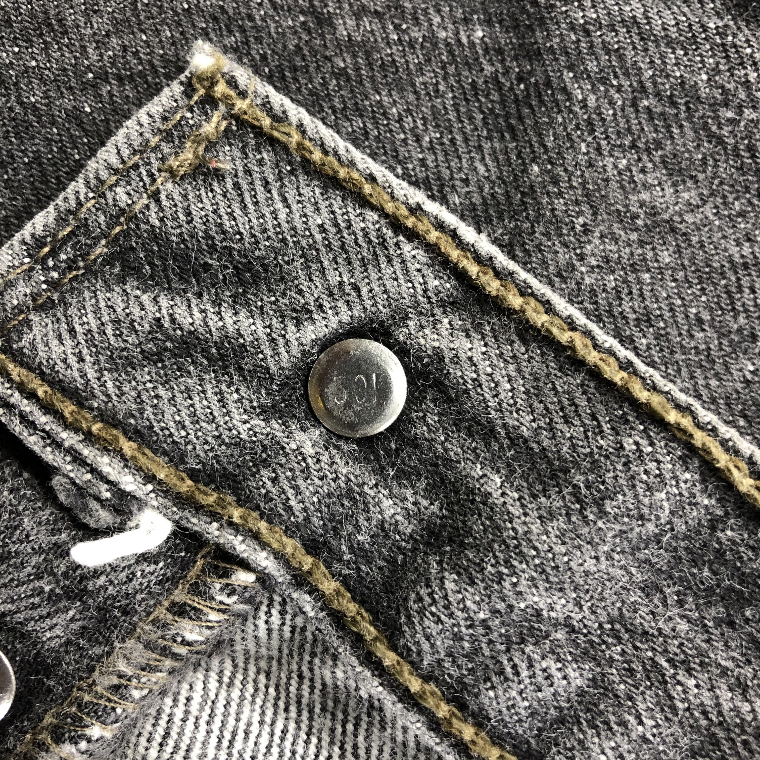 Levi's × Vintage 90s Vintage Levis 501 Jeans-JM2668 Size US 33 - 10 Thumbnail