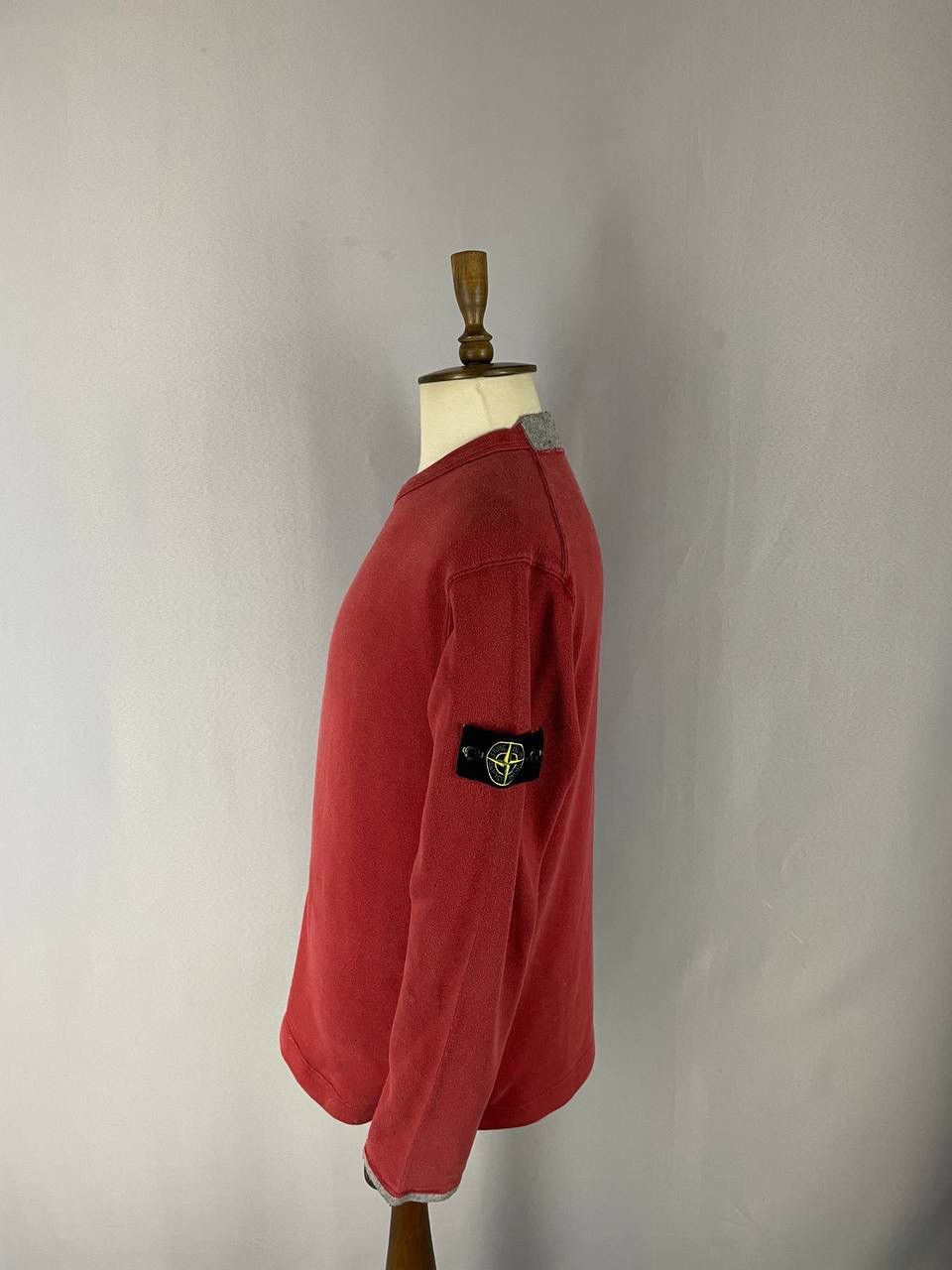 Stone Island Stone Island Sweatshirt Crewneck Sweater Red Vintage Size US L / EU 52-54 / 3 - 8 Thumbnail