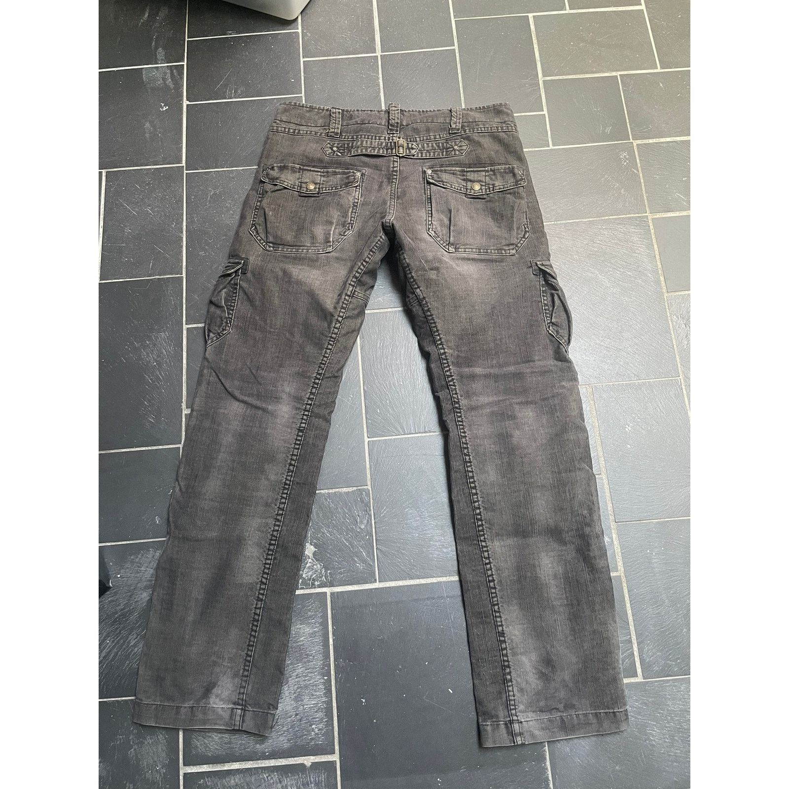 Japanese Brand Premium Corduroy Pants Cargo Japanese Brand Size 32 Size US 32 / EU 48 - 5 Thumbnail