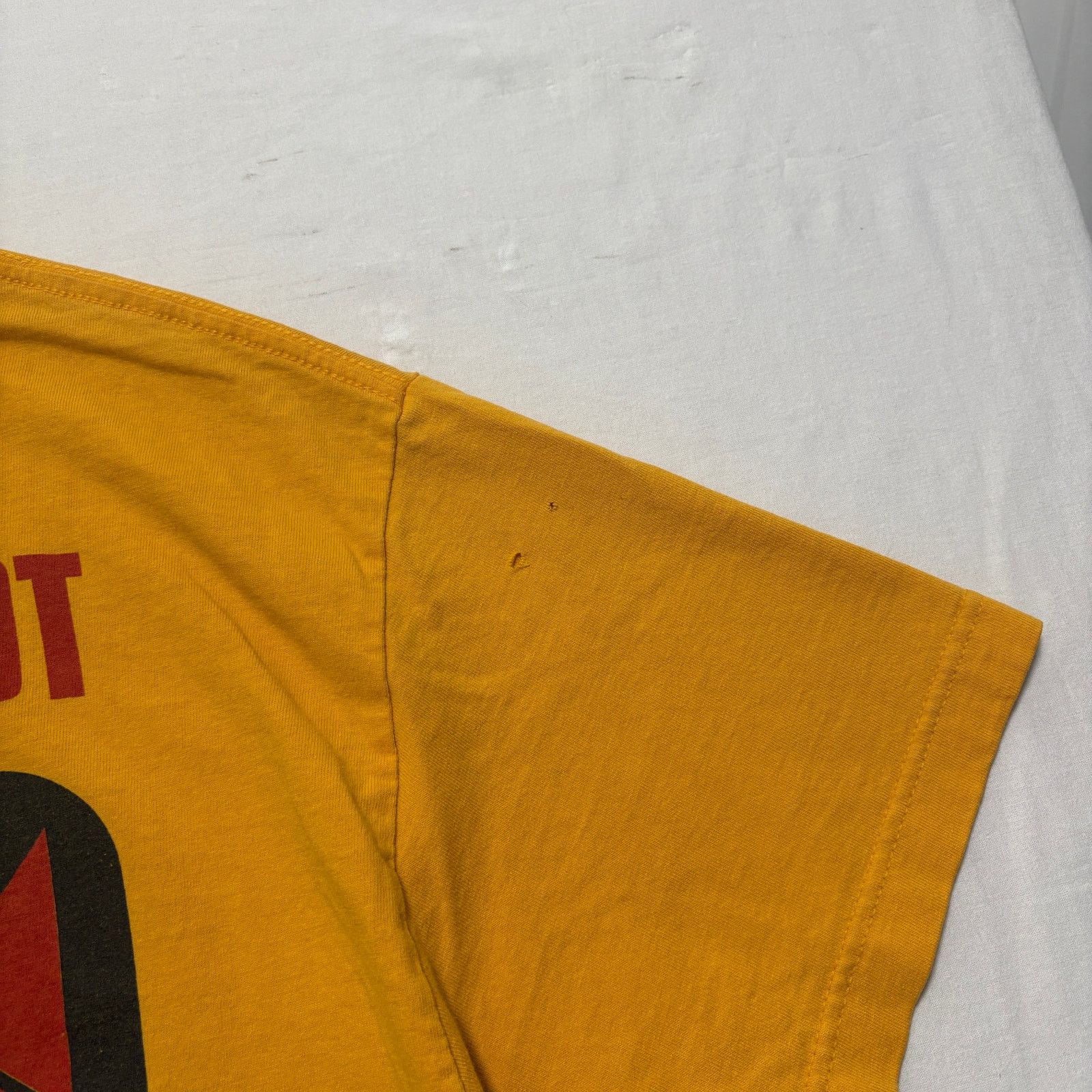 Alstyle Y2K 00's LA Lakers Derek Fisher Fling T-Shirt Yellow L Size US L / EU 52-54 / 3 - 7 Thumbnail