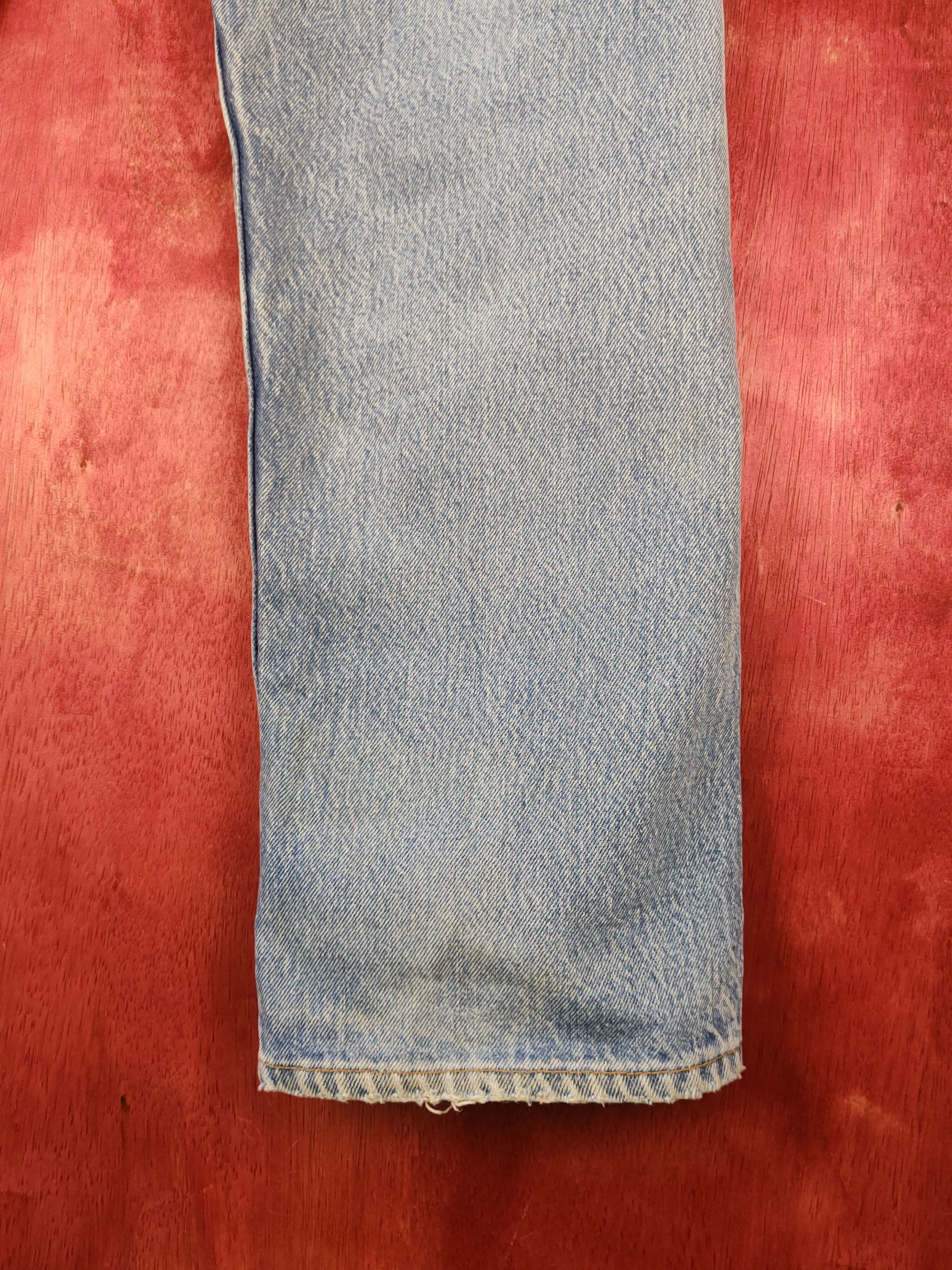 Levi's DL 501 Levi's Blue Distressed Denim vintage Pants #S1373 Size US 33 - 13 Thumbnail