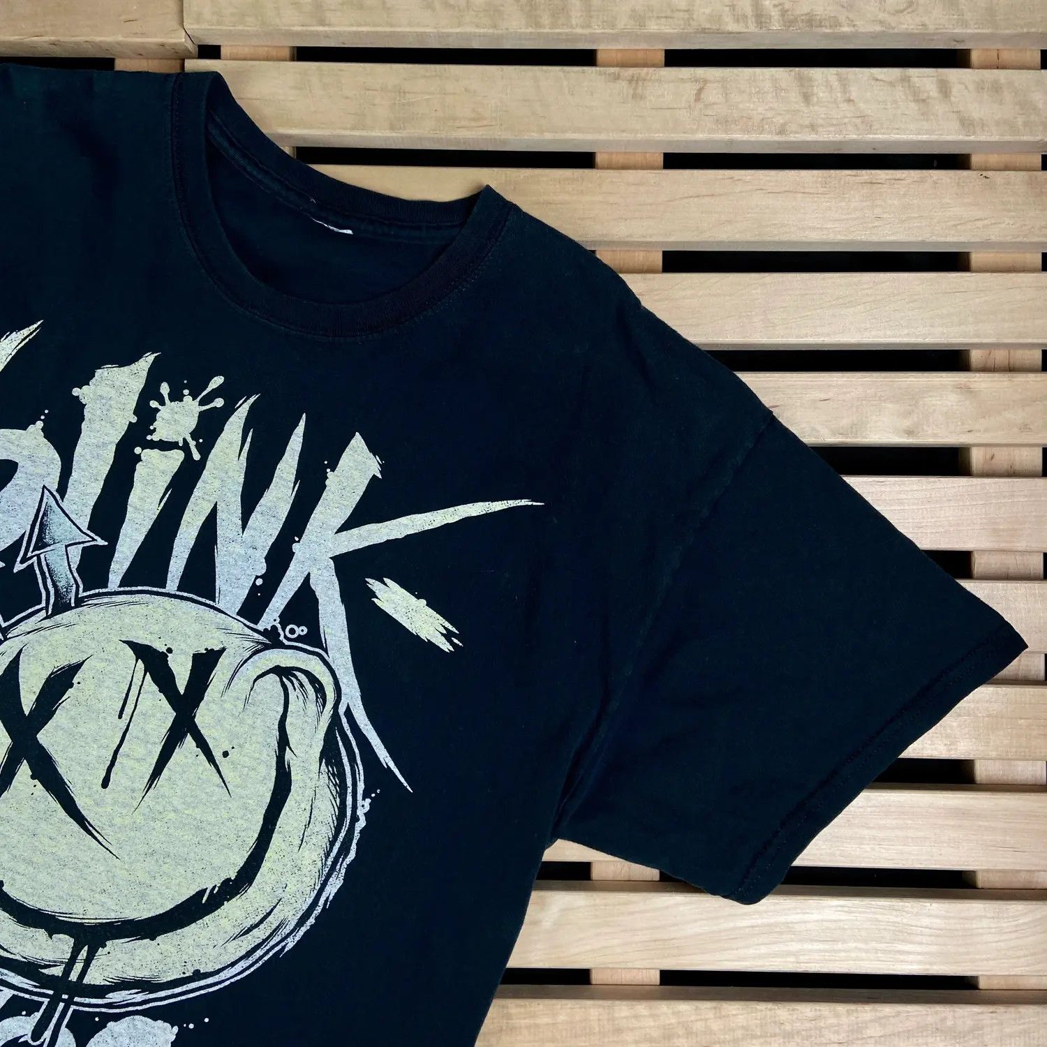 Band Tees Mens Vintage T Shirt Blink 182 Size M Size US M / EU 48-50 / 2 - 2 Thumbnail