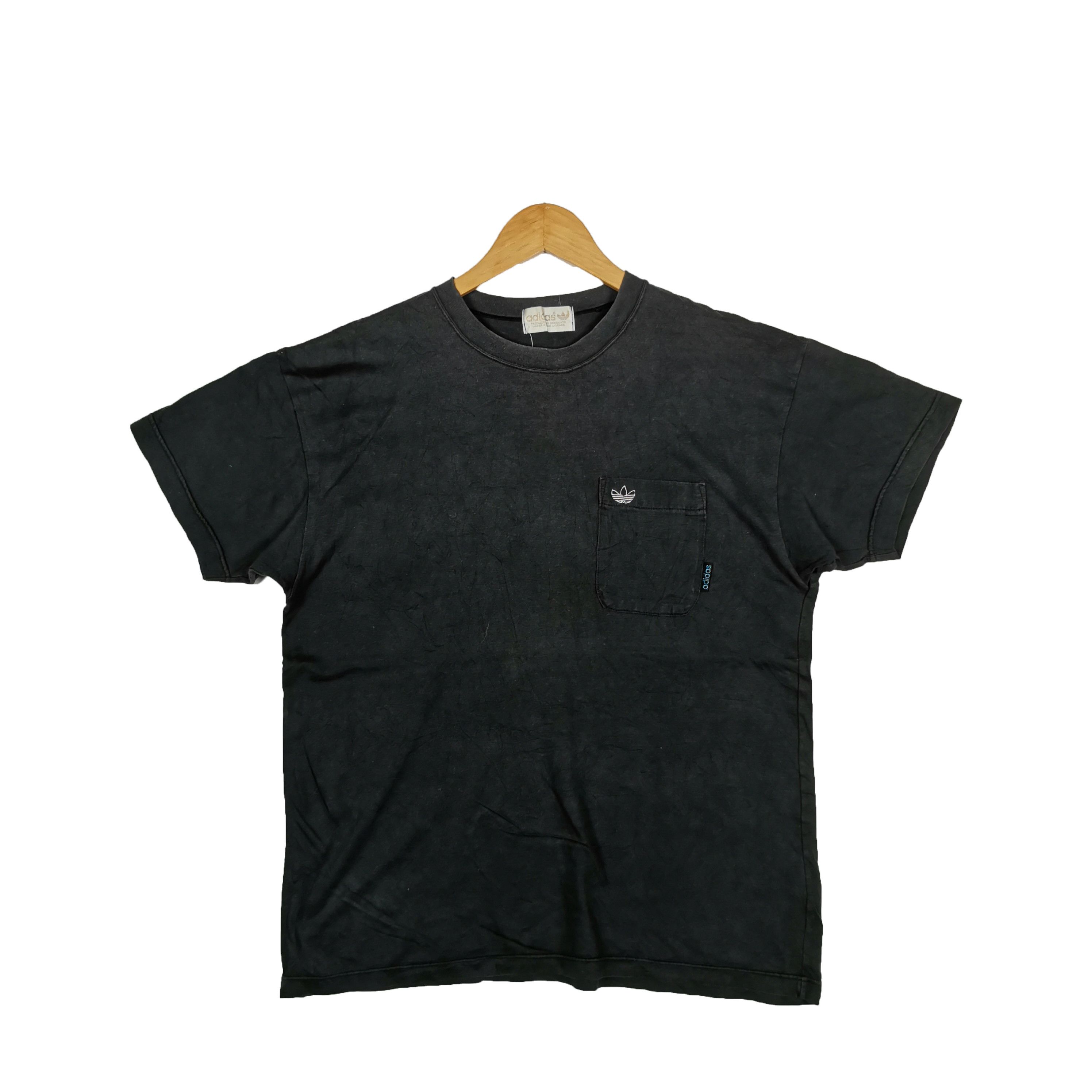 Adidas Vintage 90s Adidas T-Shirt Adidas Single Pocket Tees Size US L / EU 52-54 / 3 - 1 Thumbnail