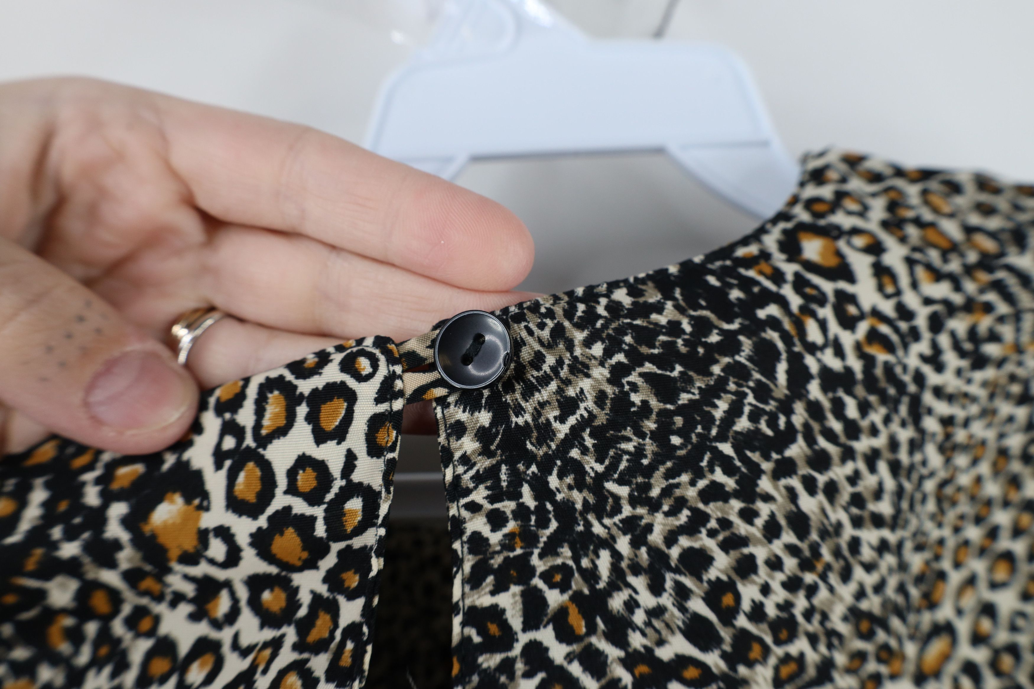 Vintage Vintage 90s Streetwear Leopard Cheetah Blouse Shirt USA Size L / US 10 / IT 46 - 9 Thumbnail
