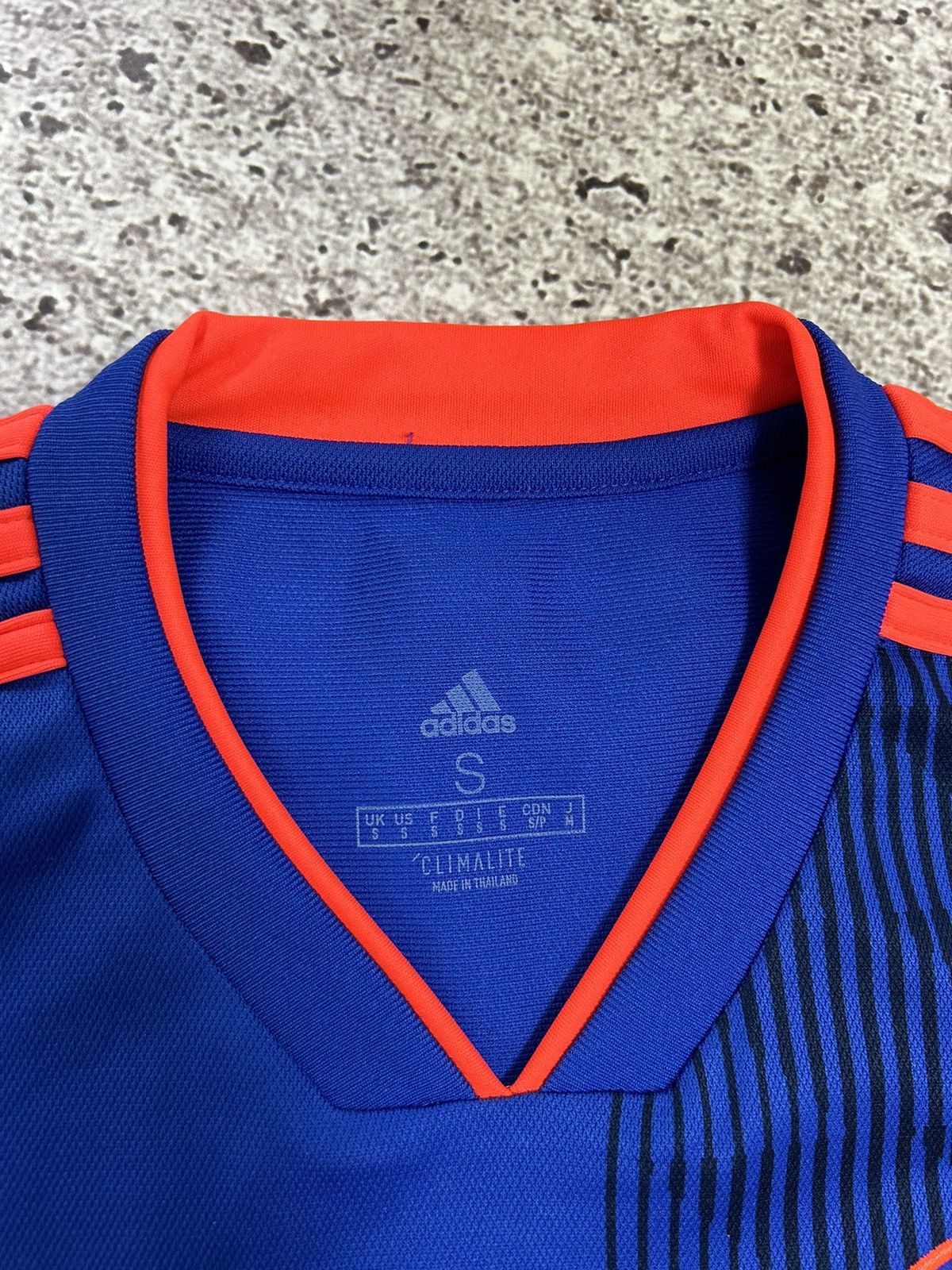 Adidas × Vintage Vintage Adidas 2018 2019 Away Football Soccer Jersey Size US S / EU 44-46 / 1 - 11 Thumbnail