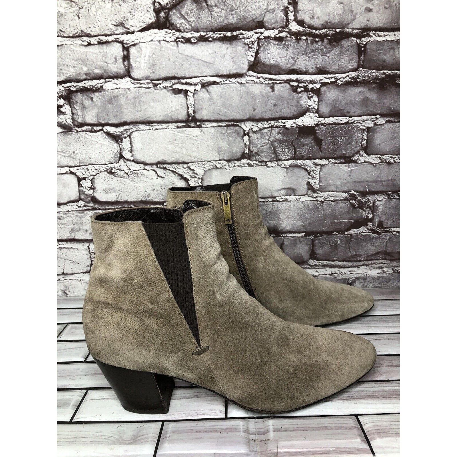 Aquatalia Aquatalia Taupe Suede Leather Side Zip Heel Ankle Booties Wo Size US 10 / IT 40 - 22 Thumbnail