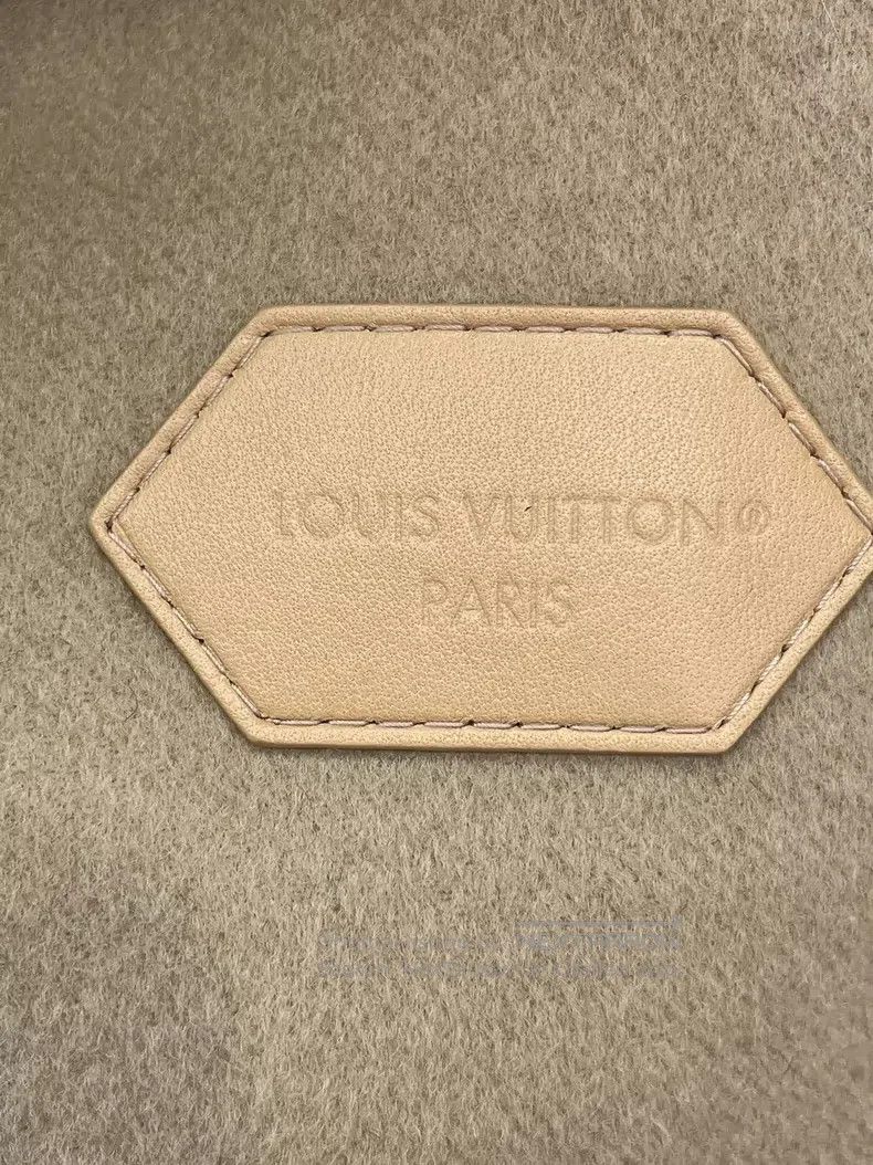 Louis Vuitton Louis Vuitton Old Flower Bathrobe Short Coat Size XS / US 0-2 / IT 36-38 - 3 Thumbnail