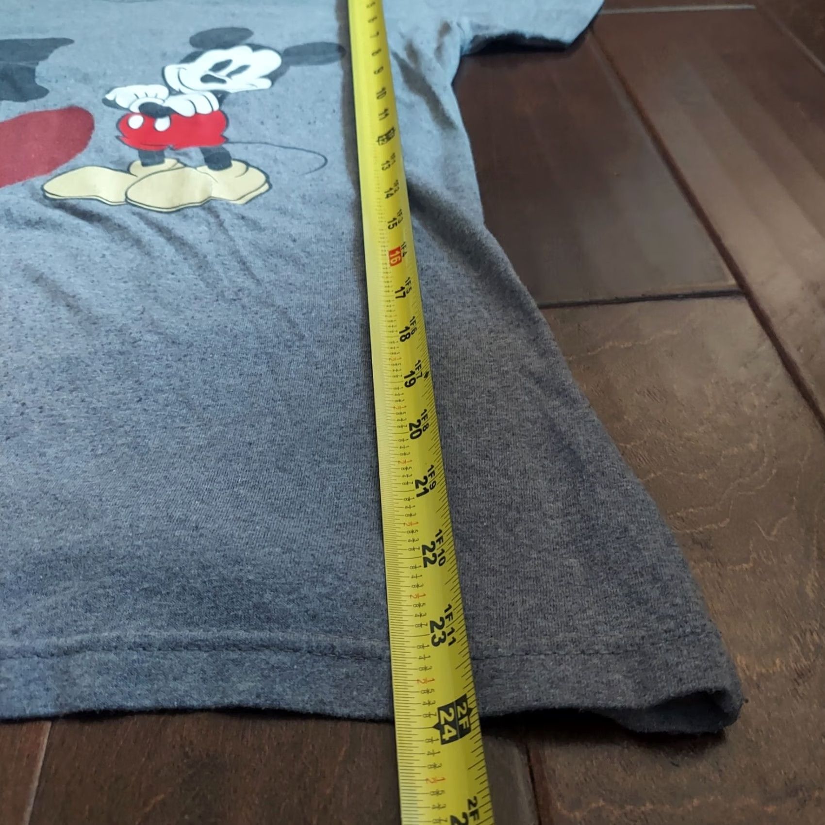 Disney Disney Shirt Womens Small Gray I Heart Mickey Mouse Logo Short Sleeve Crew Neck Casual Womens Small Gray Disney Shirt Size S / US 4 / IT 40 - 7 Thumbnail