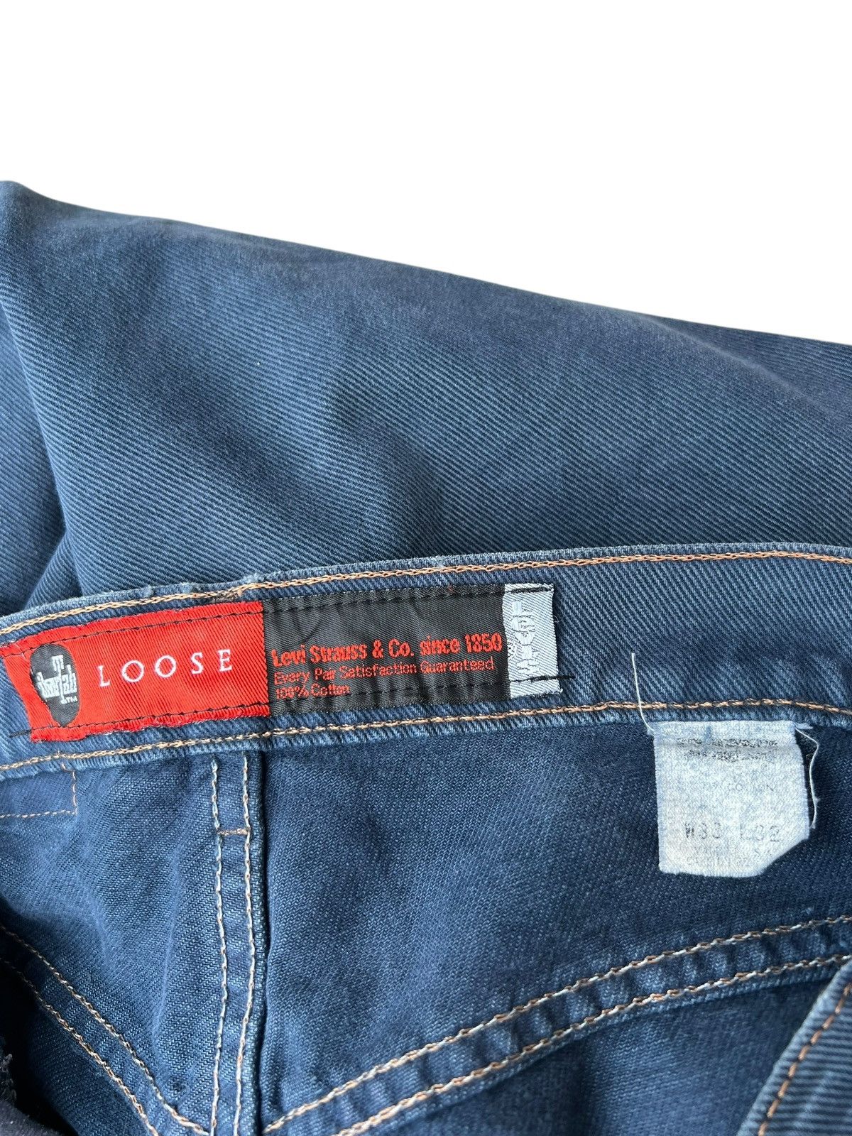 Levi's 90s Levi’s Silvertab Distressed Fade Denim Loose Jeans Size US 33 - 22 Thumbnail