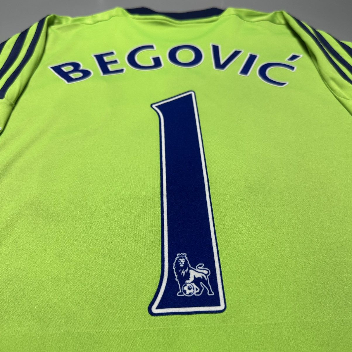Vintage STOKE CITY ADIDAS 2011/2012 FOOTBALL GK JERSEY #1 BEGOVIC Size US L / EU 52-54 / 3 - 12 Thumbnail