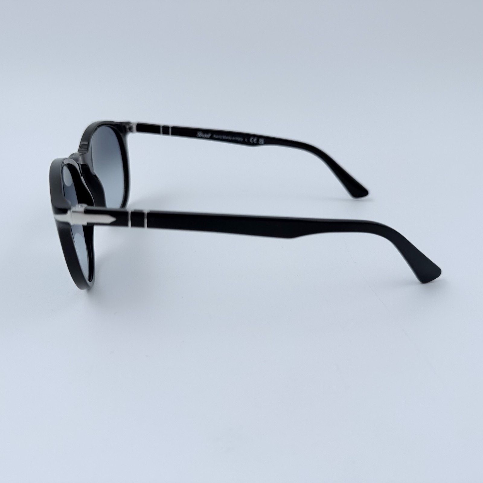 Persol NEW Persol PO3152S 9014/Q8 Black Azure Gradient Blue w/Case Size ONE SIZE - 6 Thumbnail