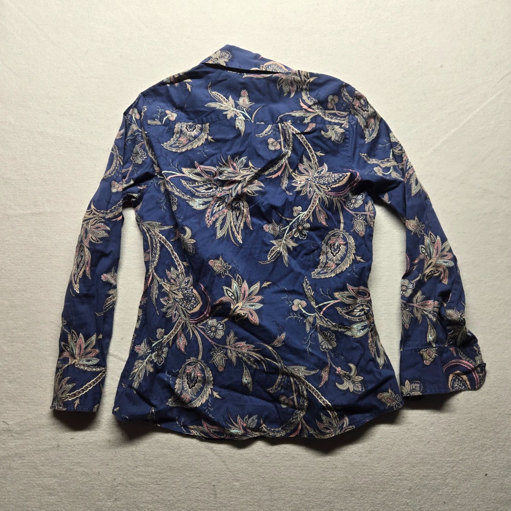 Coldwater Creek Coldwater Creek Shirt Women PS Blue Paisley Button-Up 3/4 Sleeve Petite Adult Womens Size S / US 4 / IT 40 - 7 Thumbnail