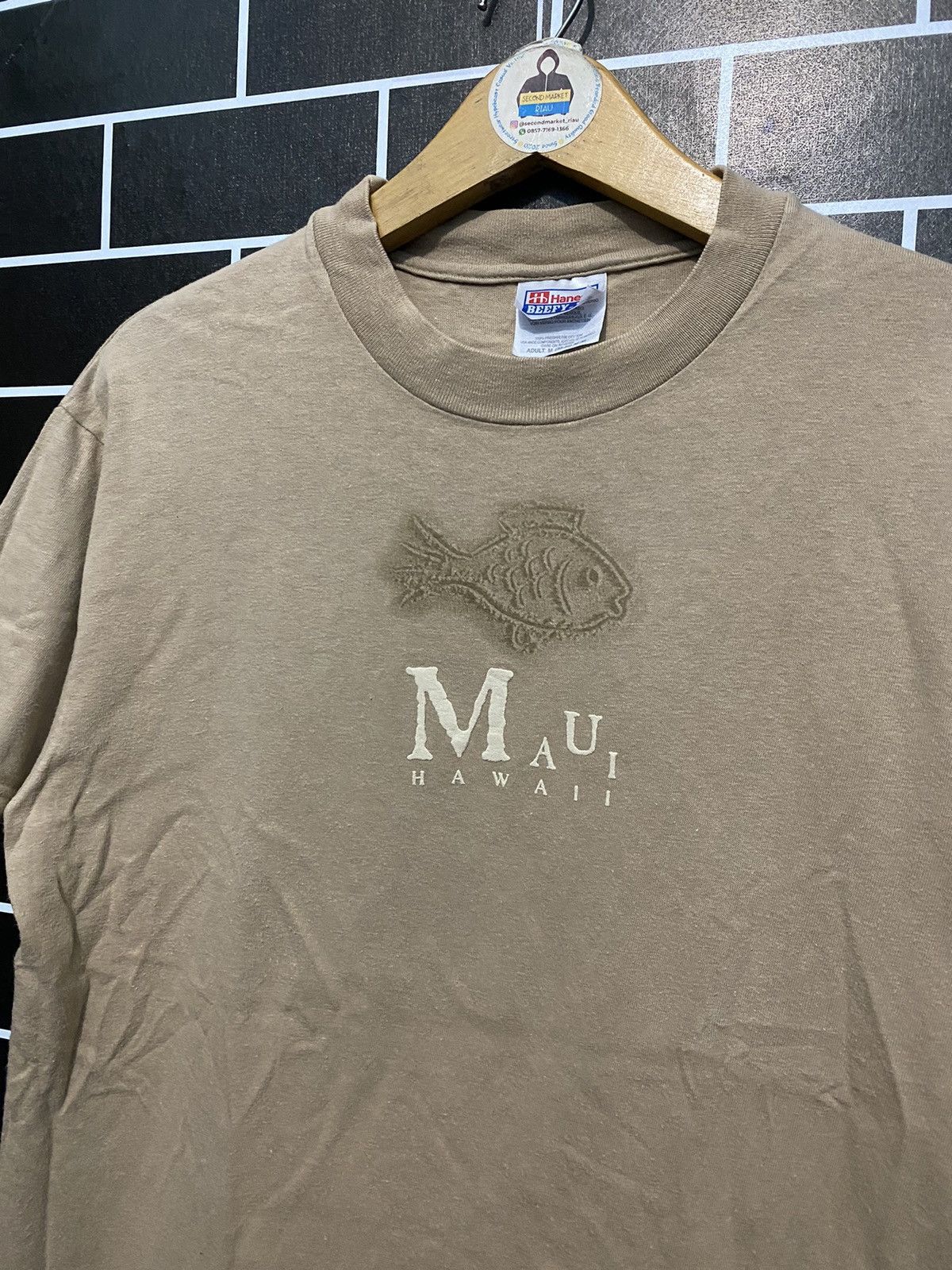 Hanes Maui hawaii hanes beefy tshirt Size US M / EU 48-50 / 2 - 2 Thumbnail