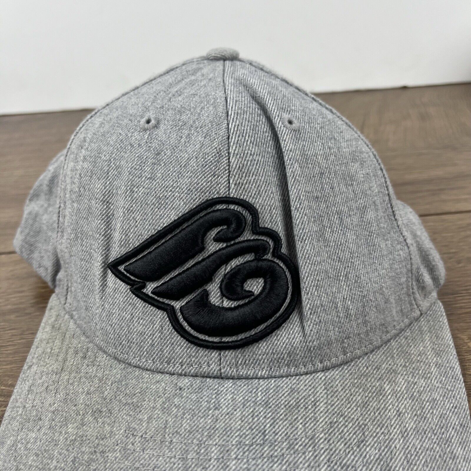 Other E Gray Snapback Hat Gray Adjustable Hat Adult Fit Gray Hat Size ONE SIZE - 7 Thumbnail
