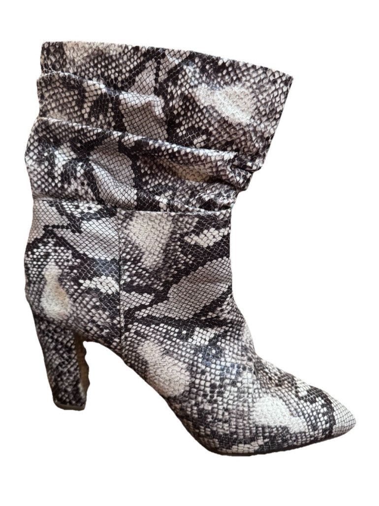 Bebe Bebe Faux Snakeskin Slouch Booties-8M Size US 8 / IT 38 - 6 Thumbnail