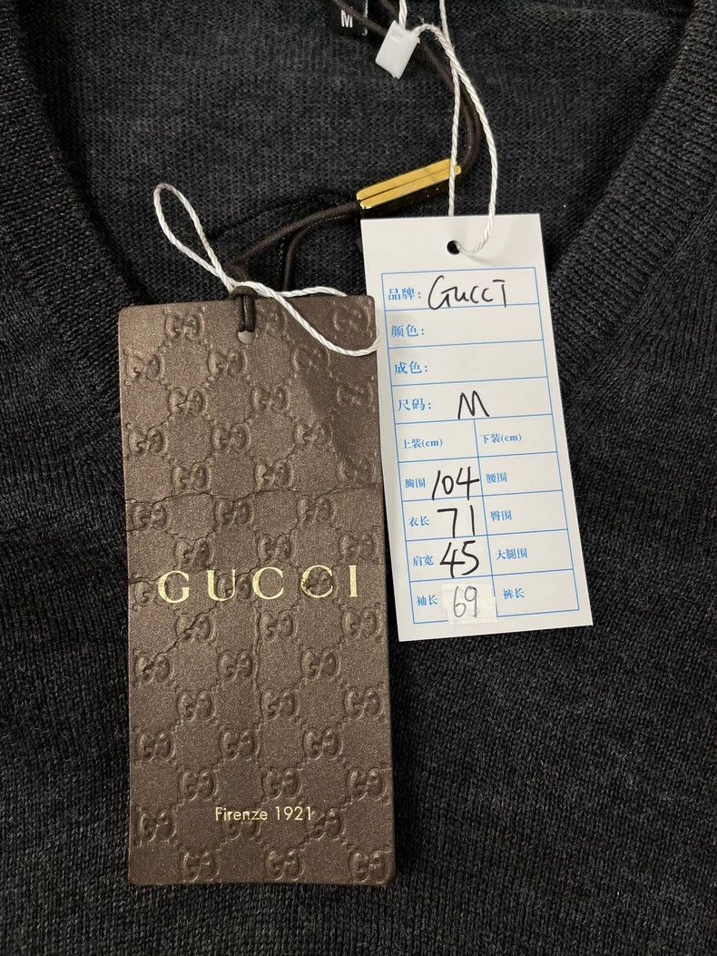 Gucci Gucci Dark gray warrior embroidered Logo V-neck long-sleeve Size US M / EU 48-50 / 2 - 5 Thumbnail