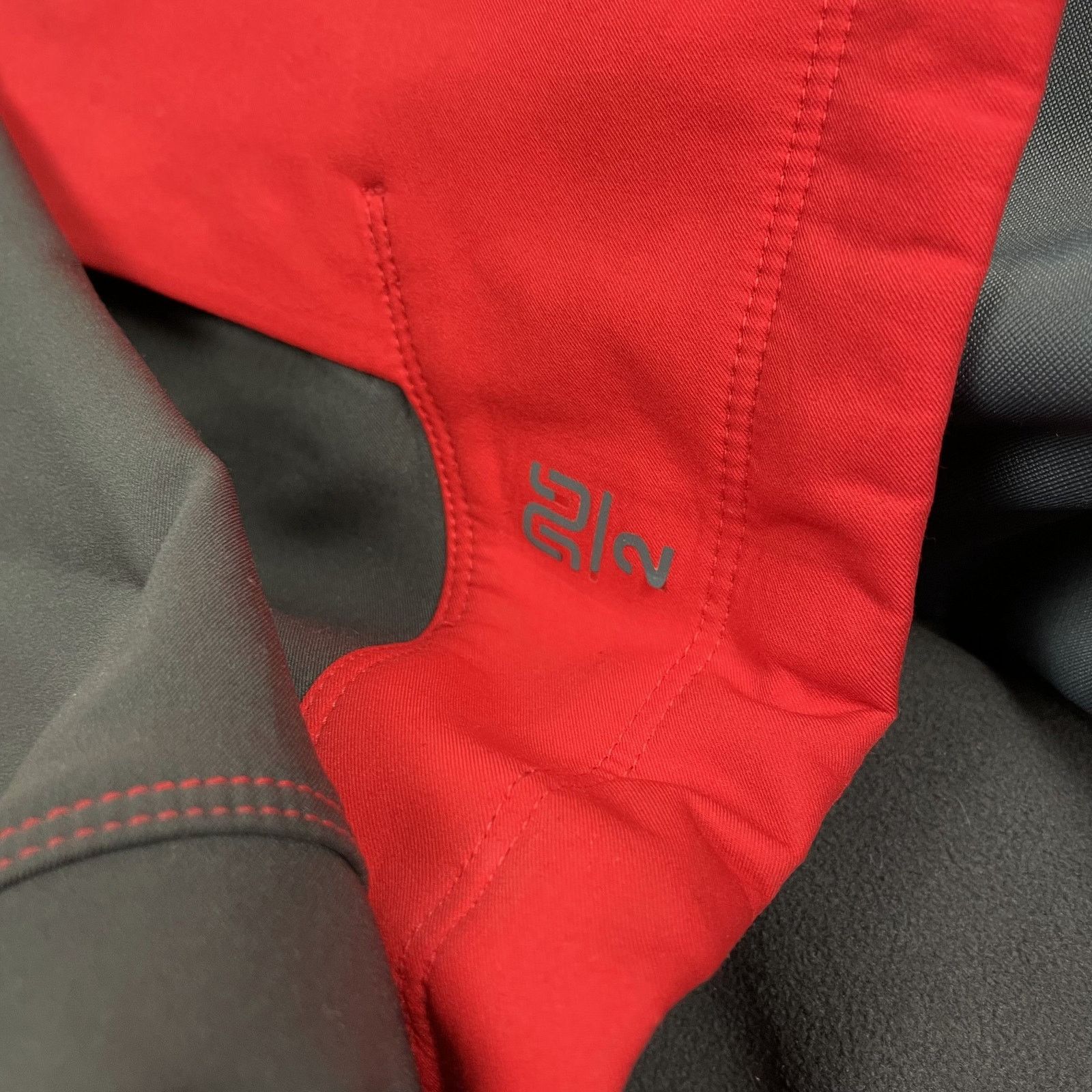 Nike × Nike ACG × Vintage Nike ACG Womens Red Fleece Lined Full Zip Jacket Medium 8-10 Size M / US 6-8 / IT 42-44 - 3 Thumbnail