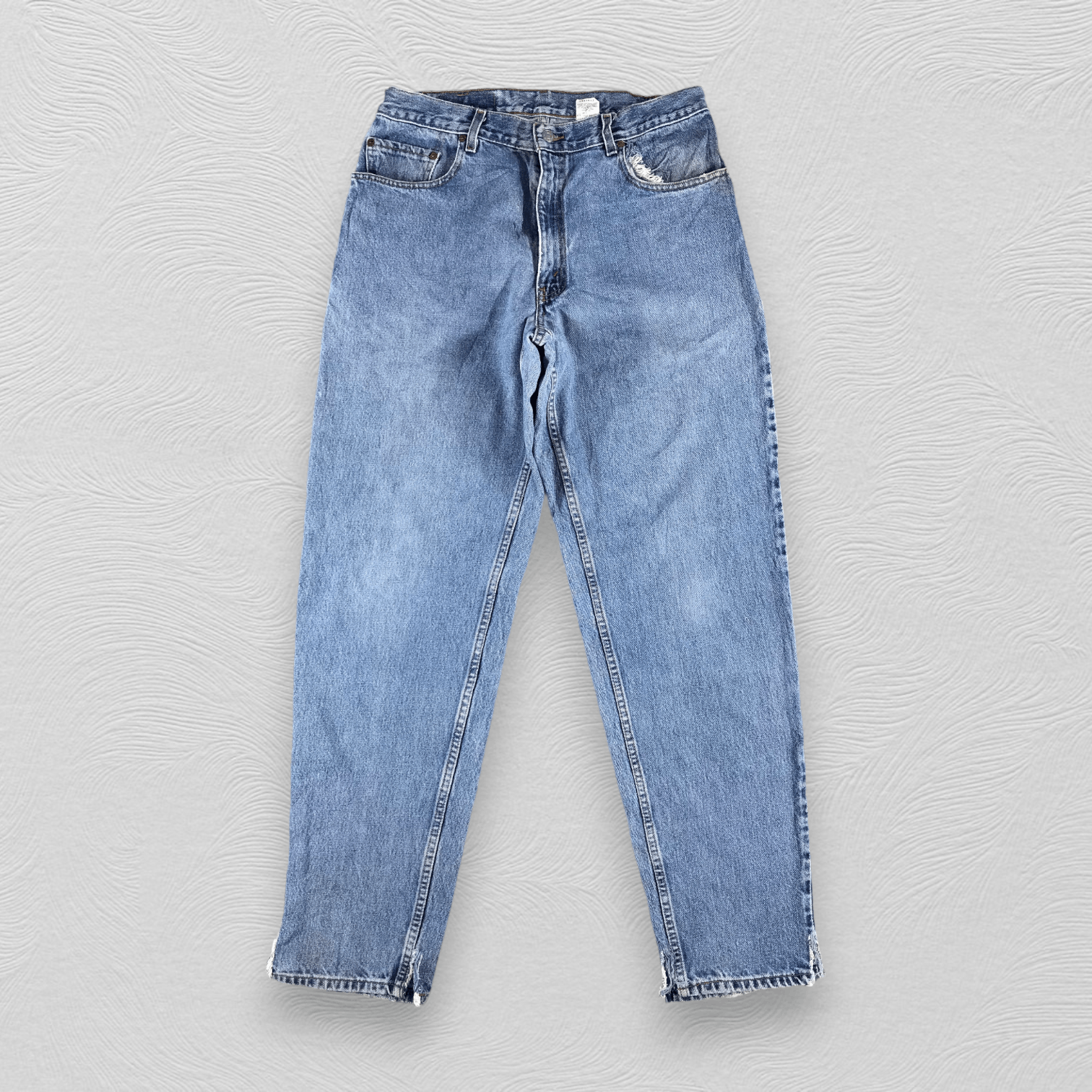 Levi's Vintage Levis 560 Jeans Medium Wash Denim KJ918 Size US 34 / EU 50 - 1 Thumbnail