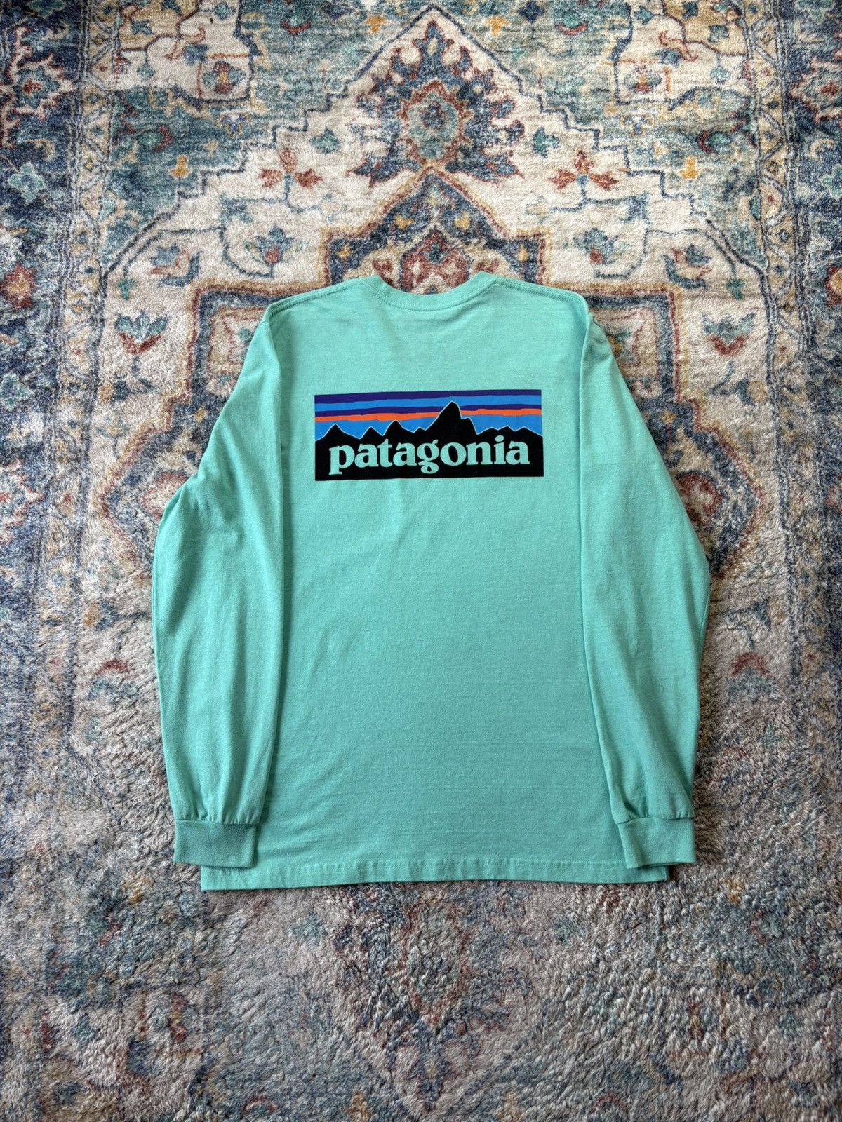 Patagonia Patagonia Logo Long Sleeve T-shirt Small Size US S / EU 44-46 / 1 - 2 Thumbnail