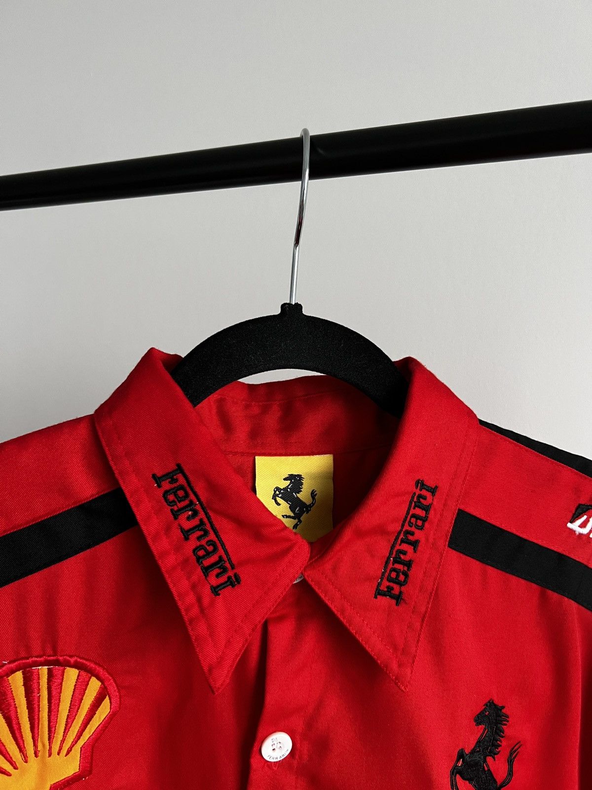 Ferrari Vintage Ferrari 1996 Scuderia F1 Racing Retro Button Shirt Size US XL / EU 56 / 4 - 9 Thumbnail