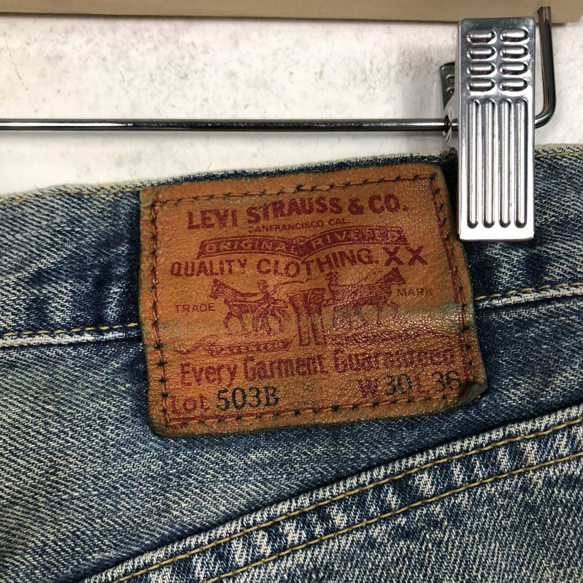 Levi's 🔥VINTAGE REPRODUCTION LEVI’S BIG E REDLINE JEANS LOT 503B Size US 28 / EU 44 - 16 Thumbnail