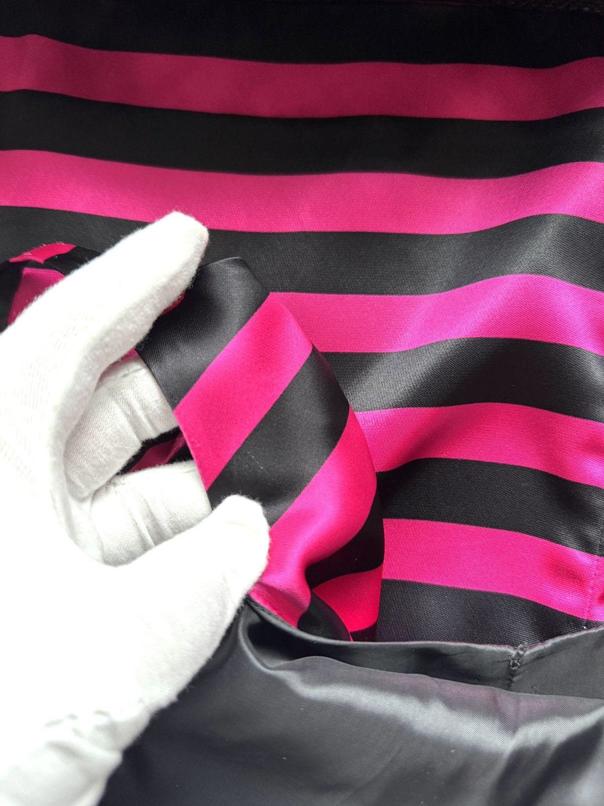 Prada Prada Spring 2011 pink and black striped satin dress Size S / US 4 / IT 40 - 7 Thumbnail