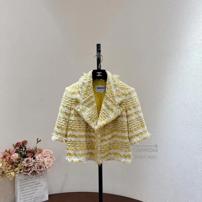 Chanel Chanel Waterfall series yellow and white colour-blocked ta Size S / US 4 / IT 40 - 1 Thumbnail