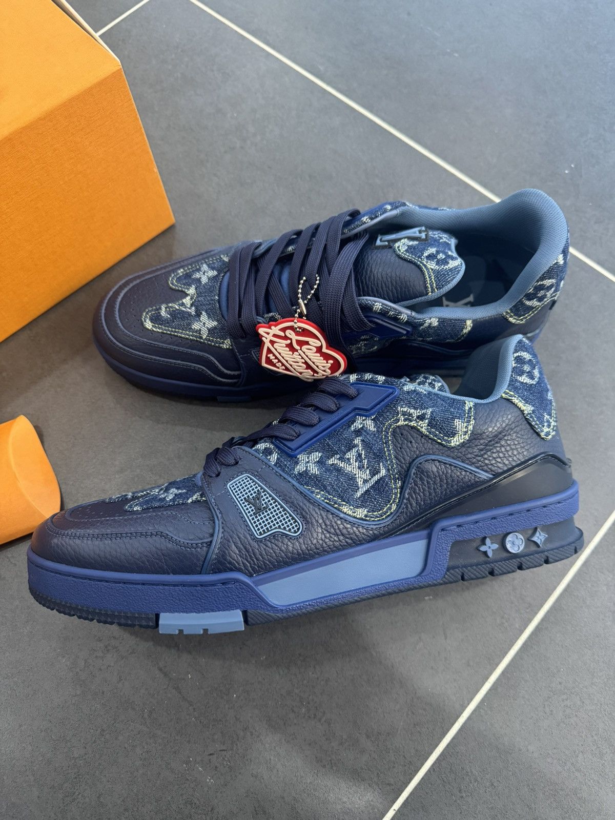 Louis Vuitton Louis Vuitton nigo denim trainers Size US 11 / EU 44 - 3 Thumbnail