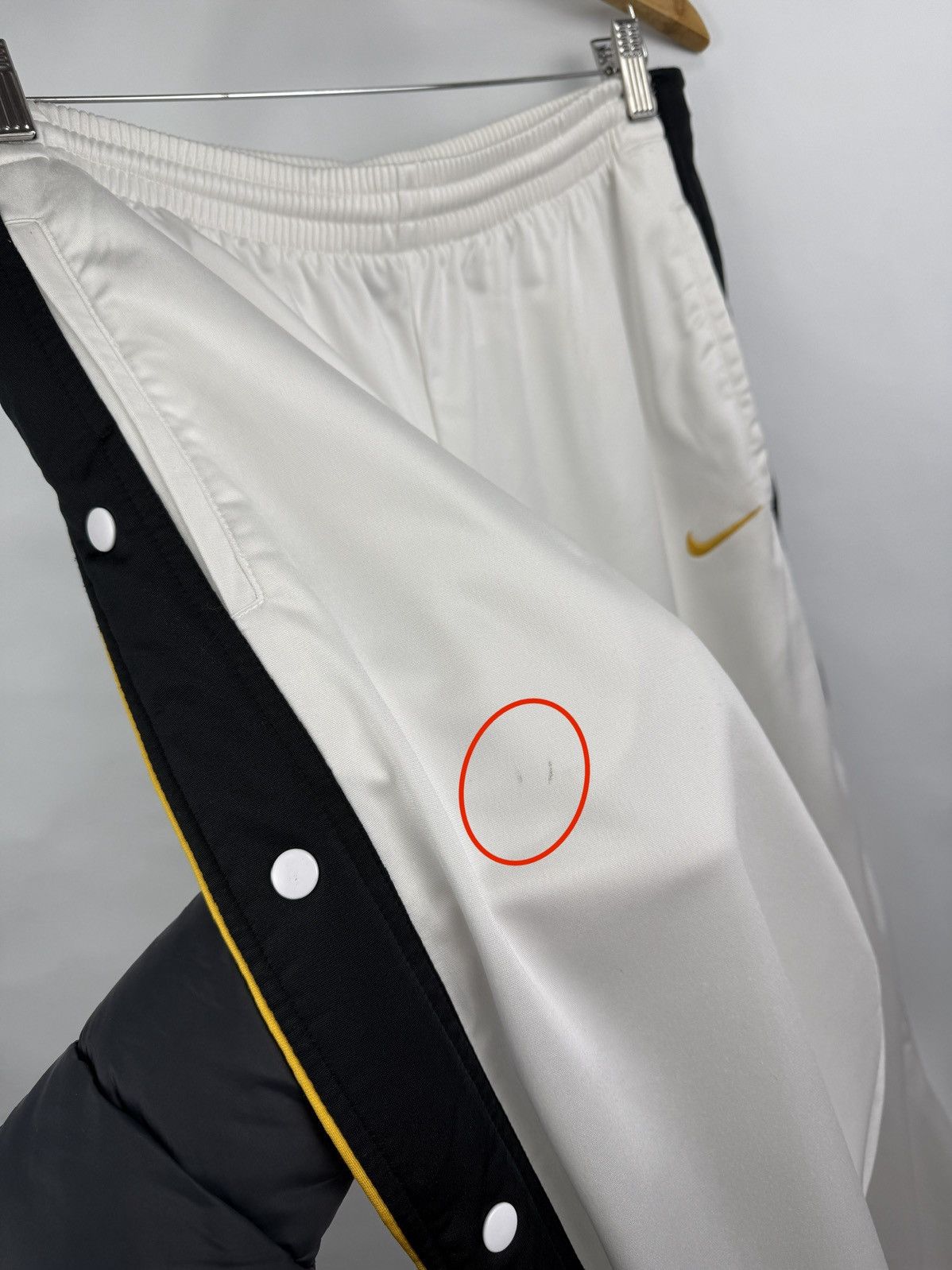 Nike 🇺🇸 Vintage 90s Nike Gold Logo Tracksuit Jacket Pants Rare Y2K Size US L / EU 52-54 / 3 - 14 Thumbnail