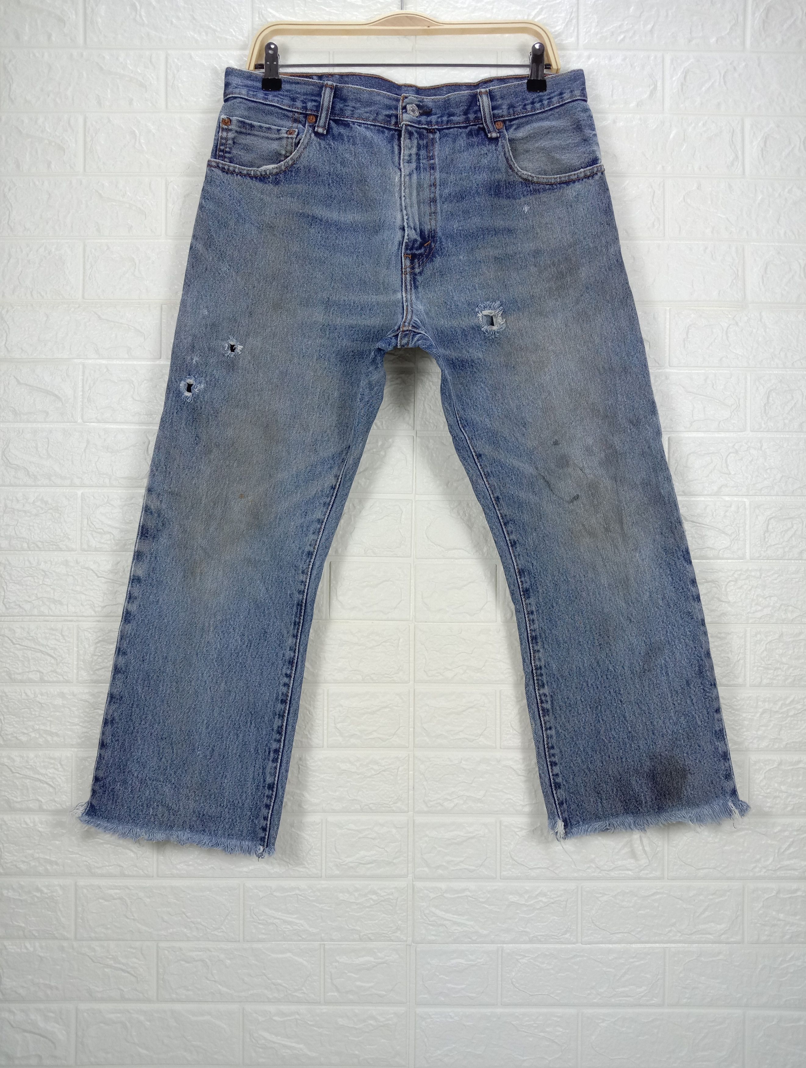 Levi's Vintage Levi's 517 Flare Jeans Dirty Wash Distressed Denim Size US 33 - 1 Thumbnail