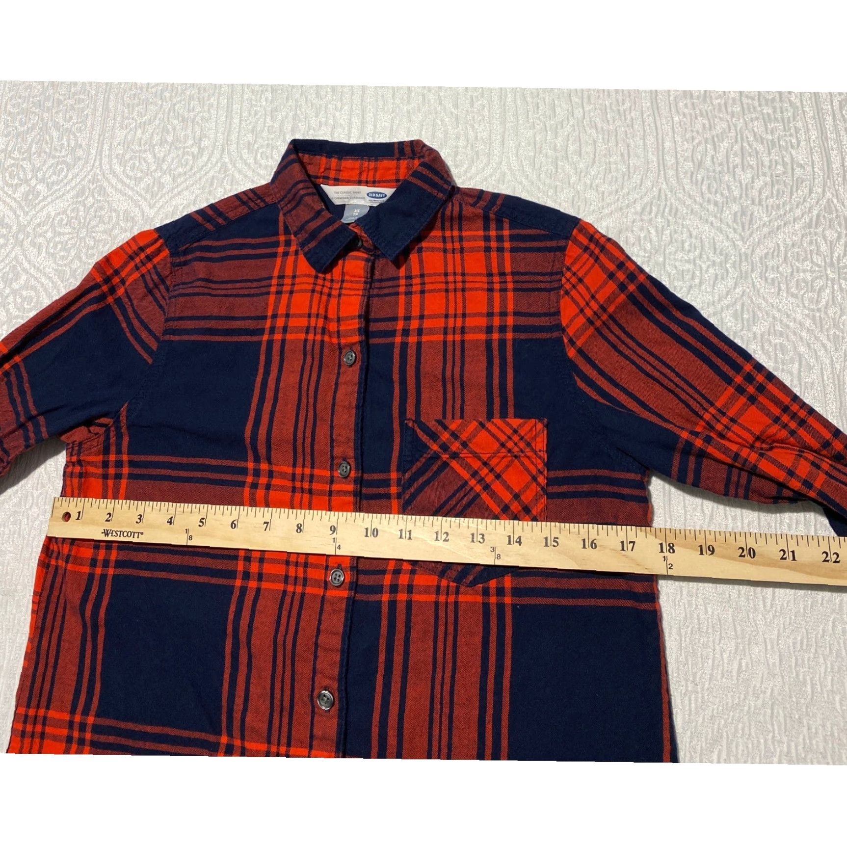 Old Navy Old Navy The Classic Shirt Womens XS Red Navy Blue Plaid Button Up Long Sleeve Size XS / US 0-2 / IT 36-38 - 5 Thumbnail