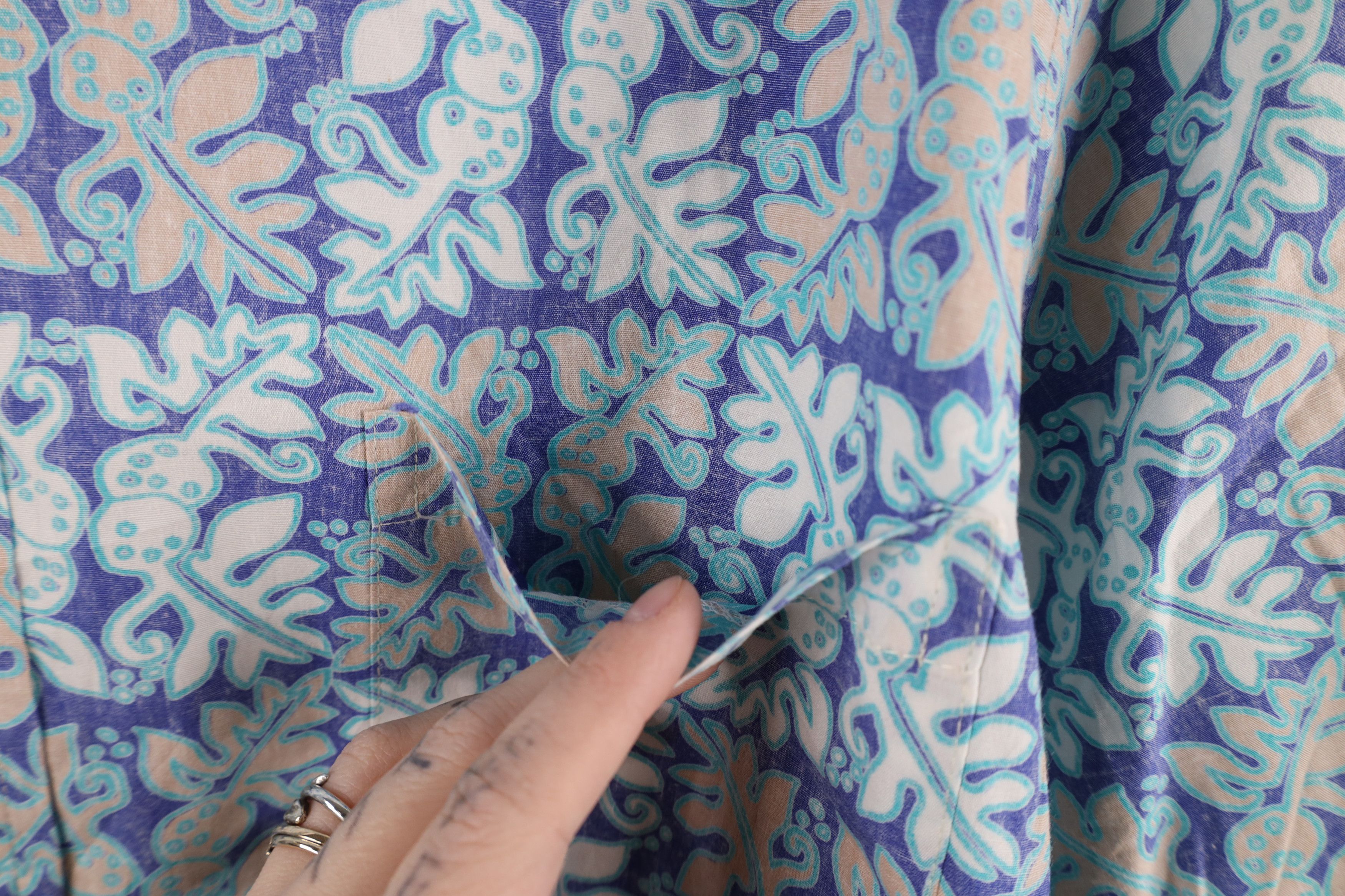 Vintage Vintage 90s Streetwear Floral Hawaiian Button Down Polo USA Size US M / EU 48-50 / 2 - 4 Thumbnail
