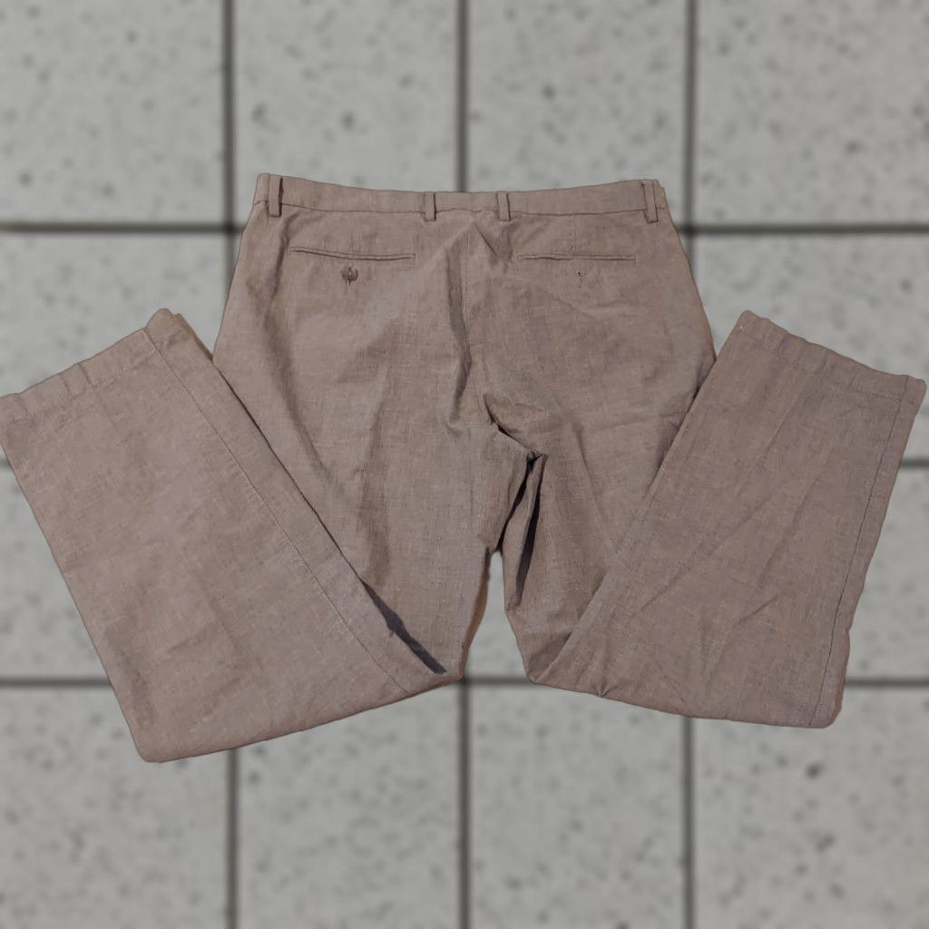 Banana Republic Banana Republic Pants Mens Chino Gray 36 Inseam 30 36x30 36x29 Dress Khaki Slack Trouser Regular Size 36 Mens Size US 36 / EU 52 - 1 Thumbnail