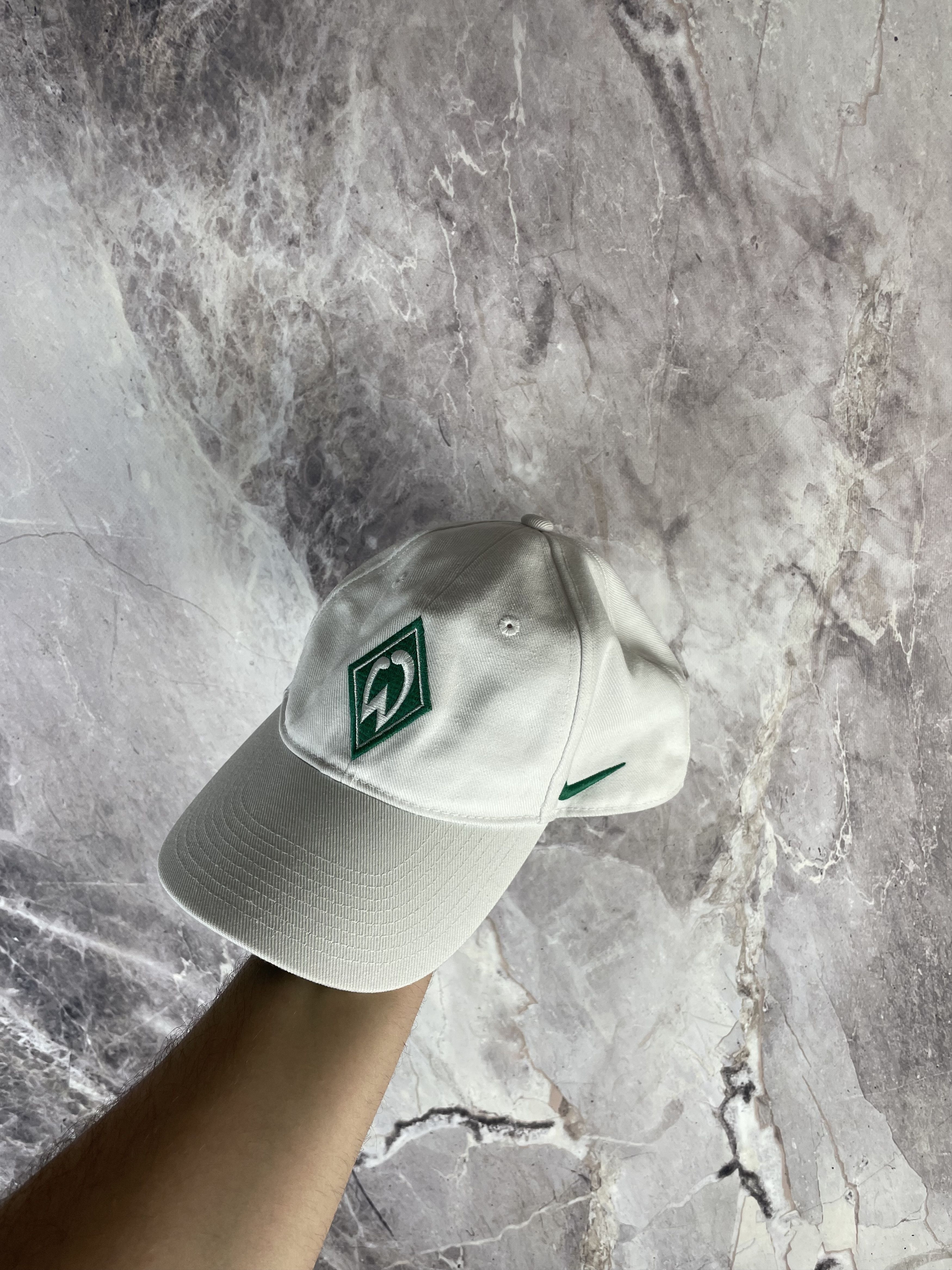 Nike Nike Werder Bremen vitnage cap Size ONE SIZE - 1 Thumbnail