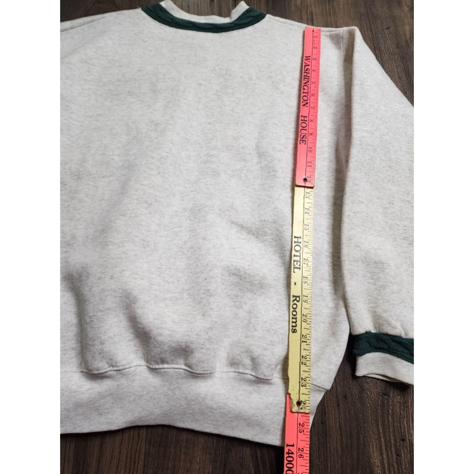 Vintage VINTAGE Midwest Embroidery Holiday Rambler RV Club Sweatshirt Mens M Gray Pullover Distressed Sweater Men Size US M / EU 48-50 / 2 - 3 Thumbnail