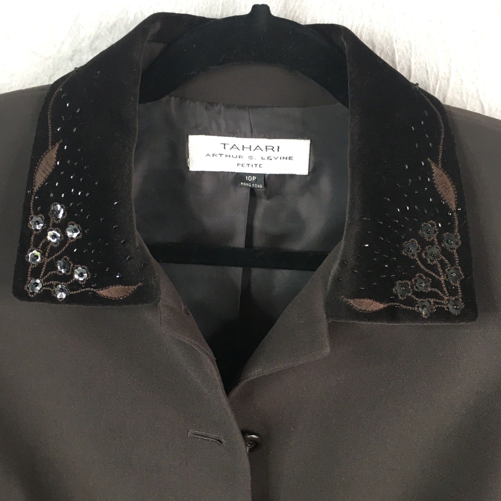 Vintage VINTAGE Tahari Blazer Womens 10P Petite Brown Velvet Beaded Embroidered Jacket - 0? Size L / US 10 / IT 46 - 4 Thumbnail