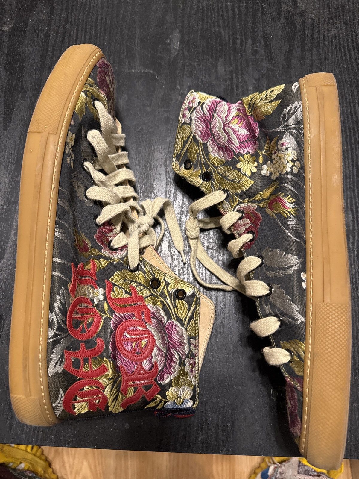 Gucci BLIND FOR LOVE Floral Embroidered High-Top Sneakers
