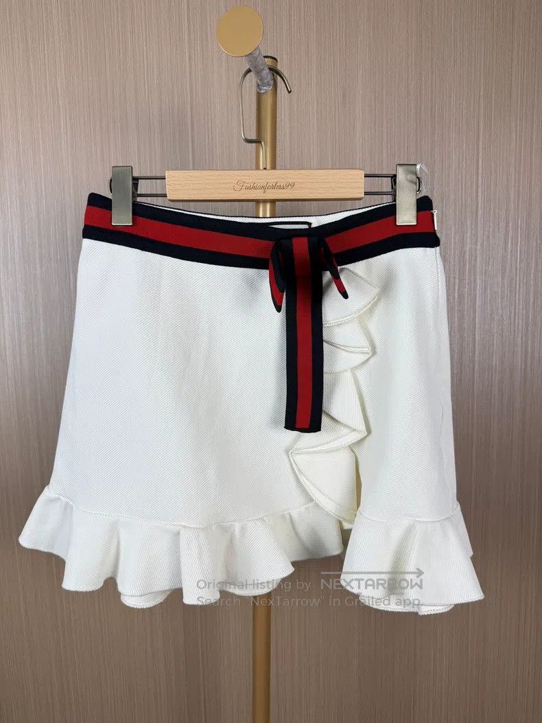 Gucci gucci SizeM Short skirt with ruffles Size 42" / US 20 - 1 Thumbnail