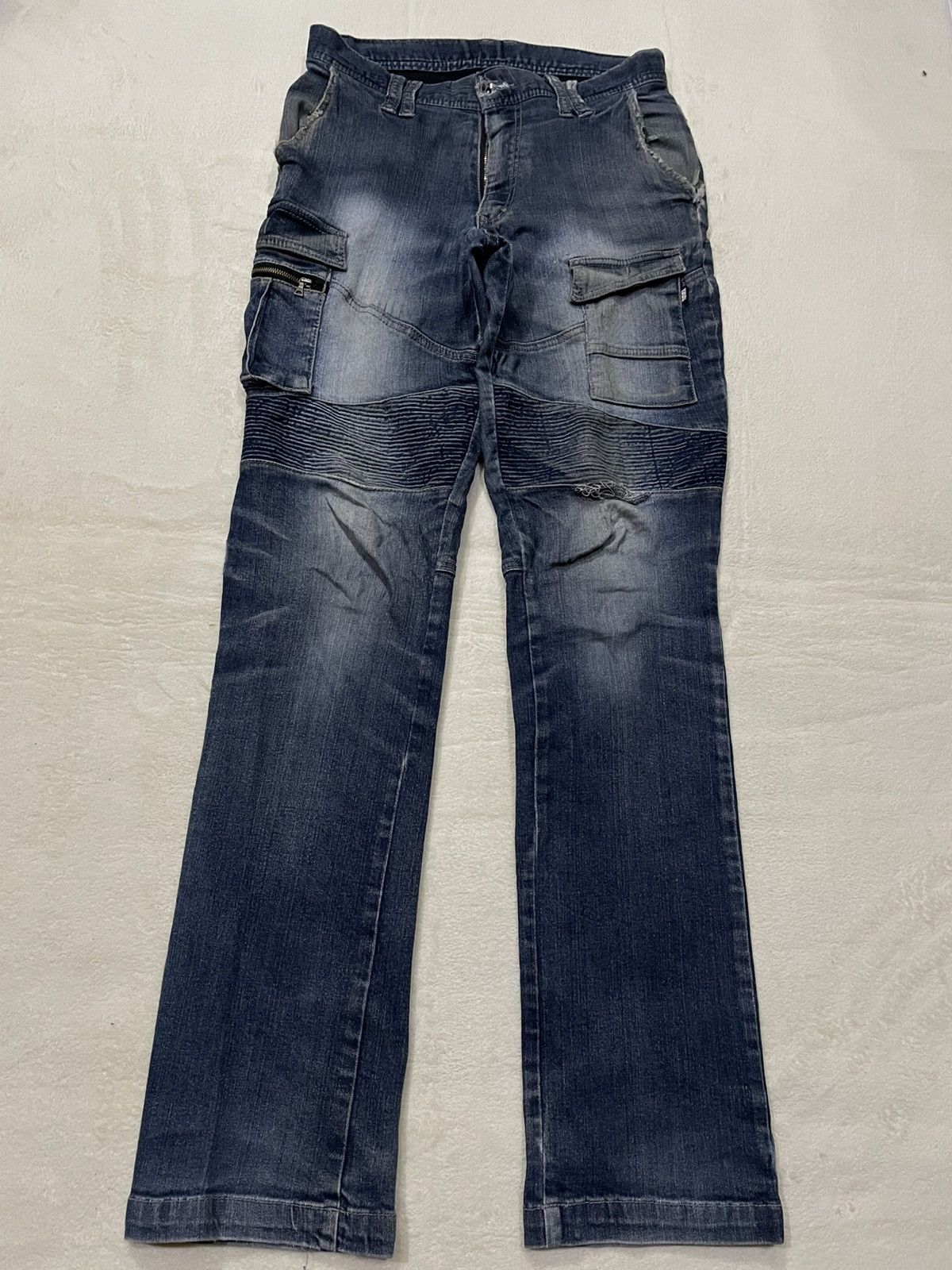 Japanese Brand Vintage TORA Distress Faded Dark Blue Denim Jeans Size US 31 - 1 Thumbnail